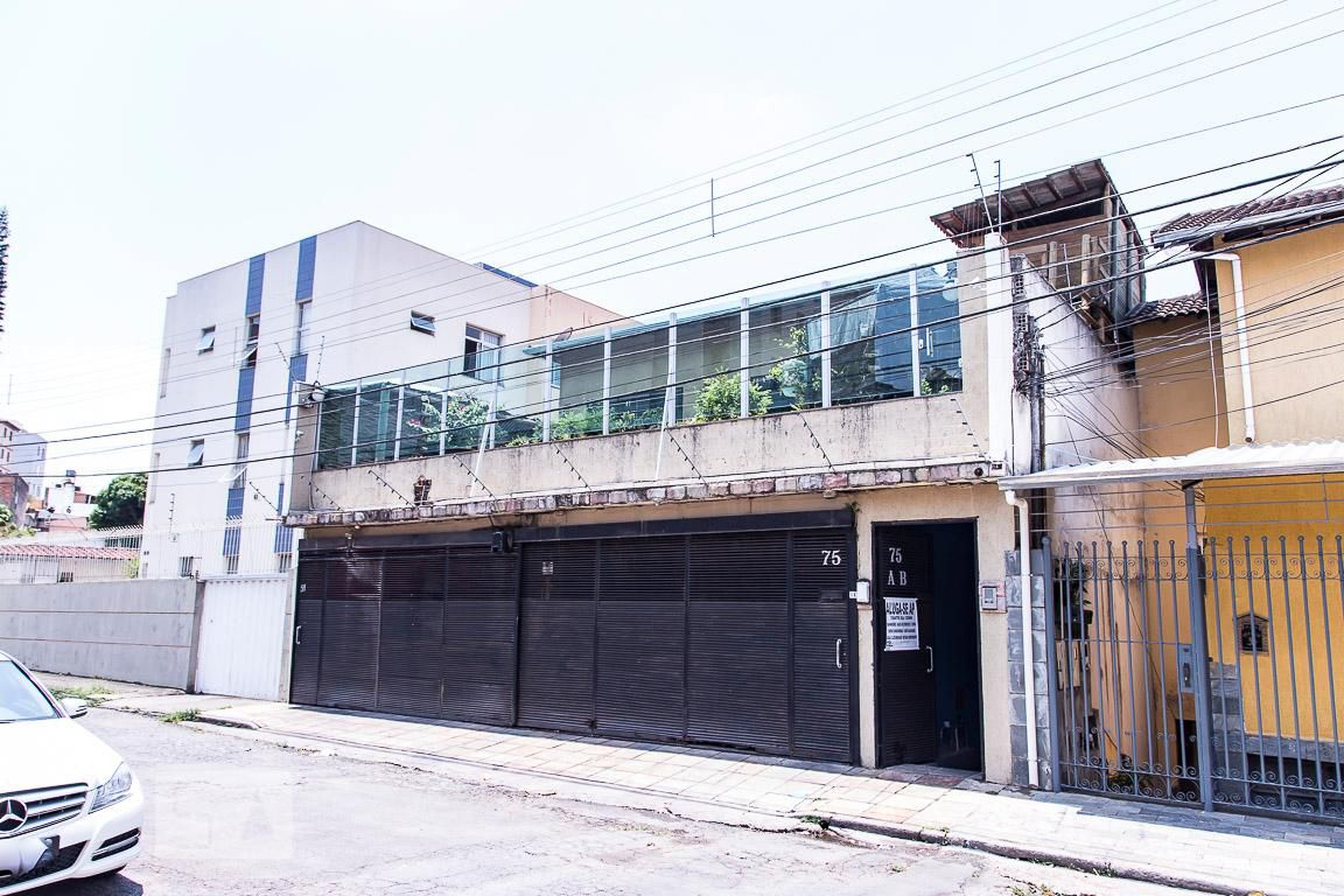 Fachada Condomínio em Rua Dona Noemi, 75 