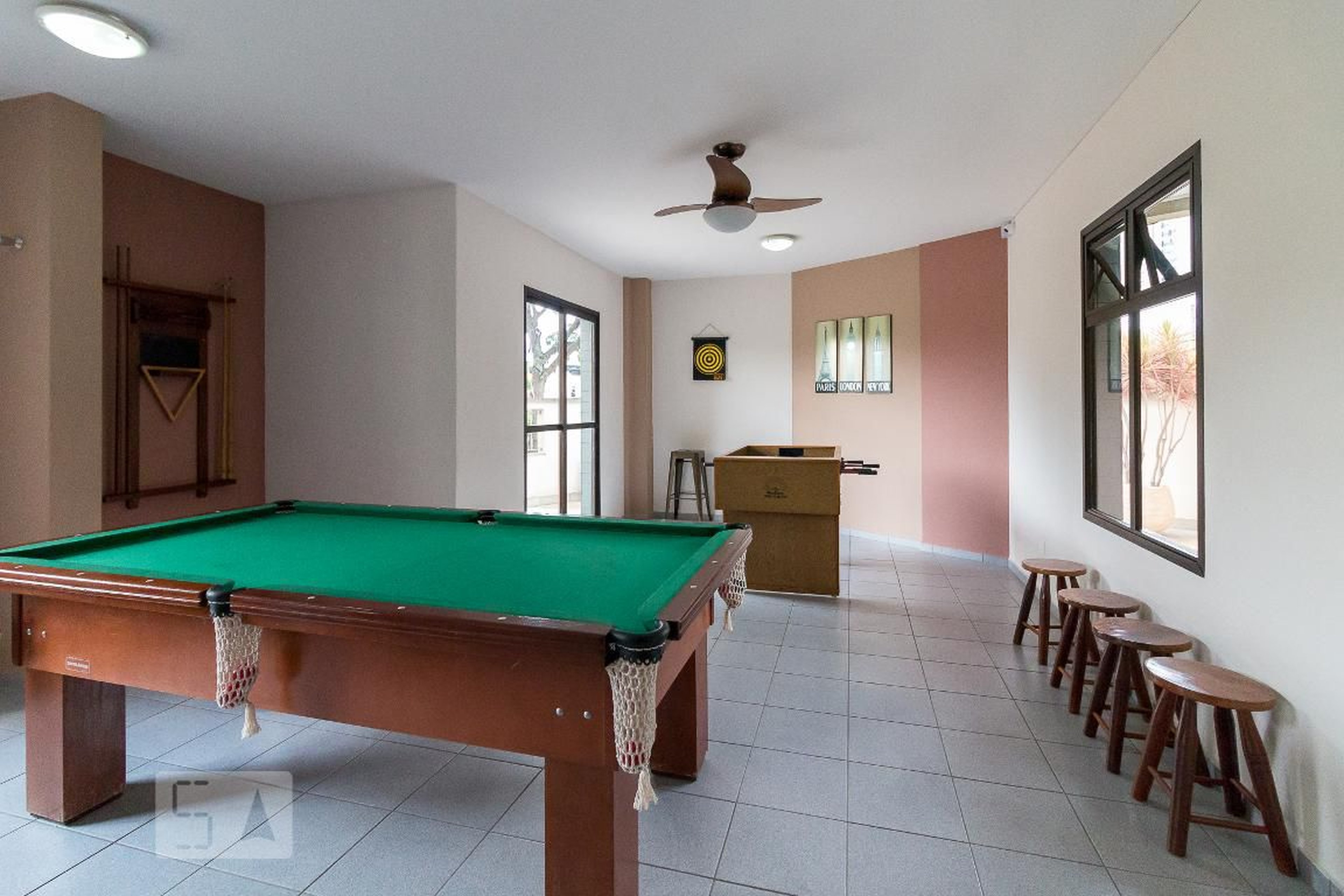 Sala de jogos - Dom Michel