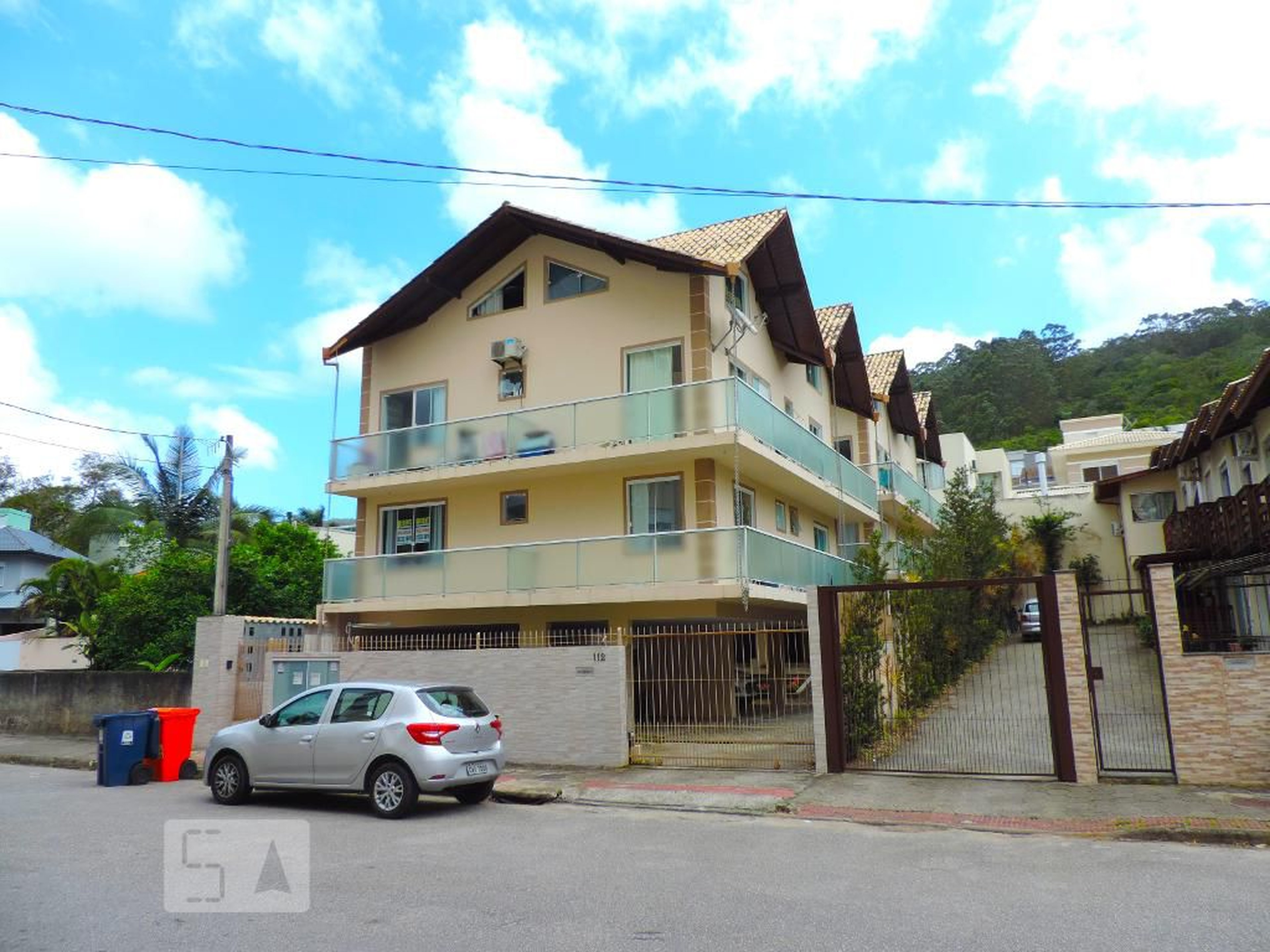 Fachada Residencial Unifamiliar