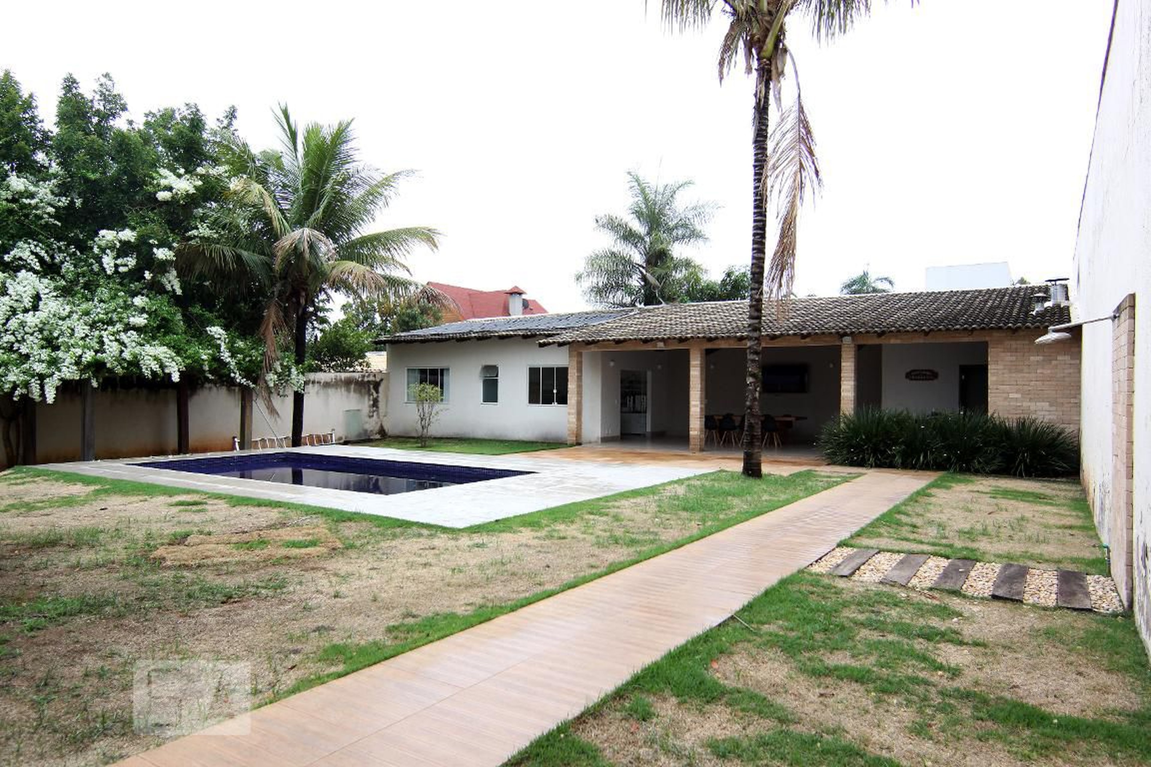 Fachada Condomínio em Condomínio Privê Lago Norte I Q 3, 22