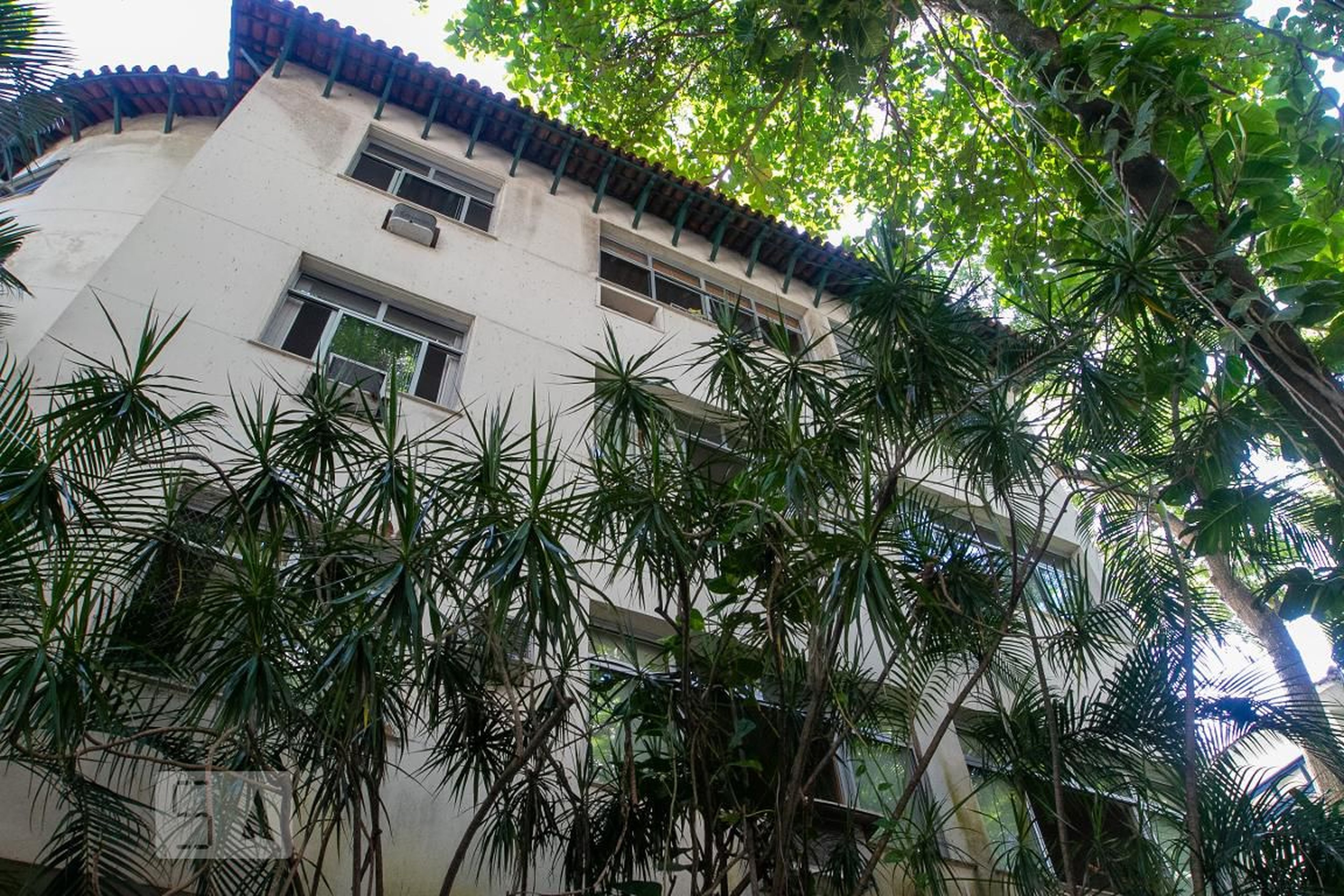 Fachada do Prédio Condomínio em Rua Dias Ferreira, 471