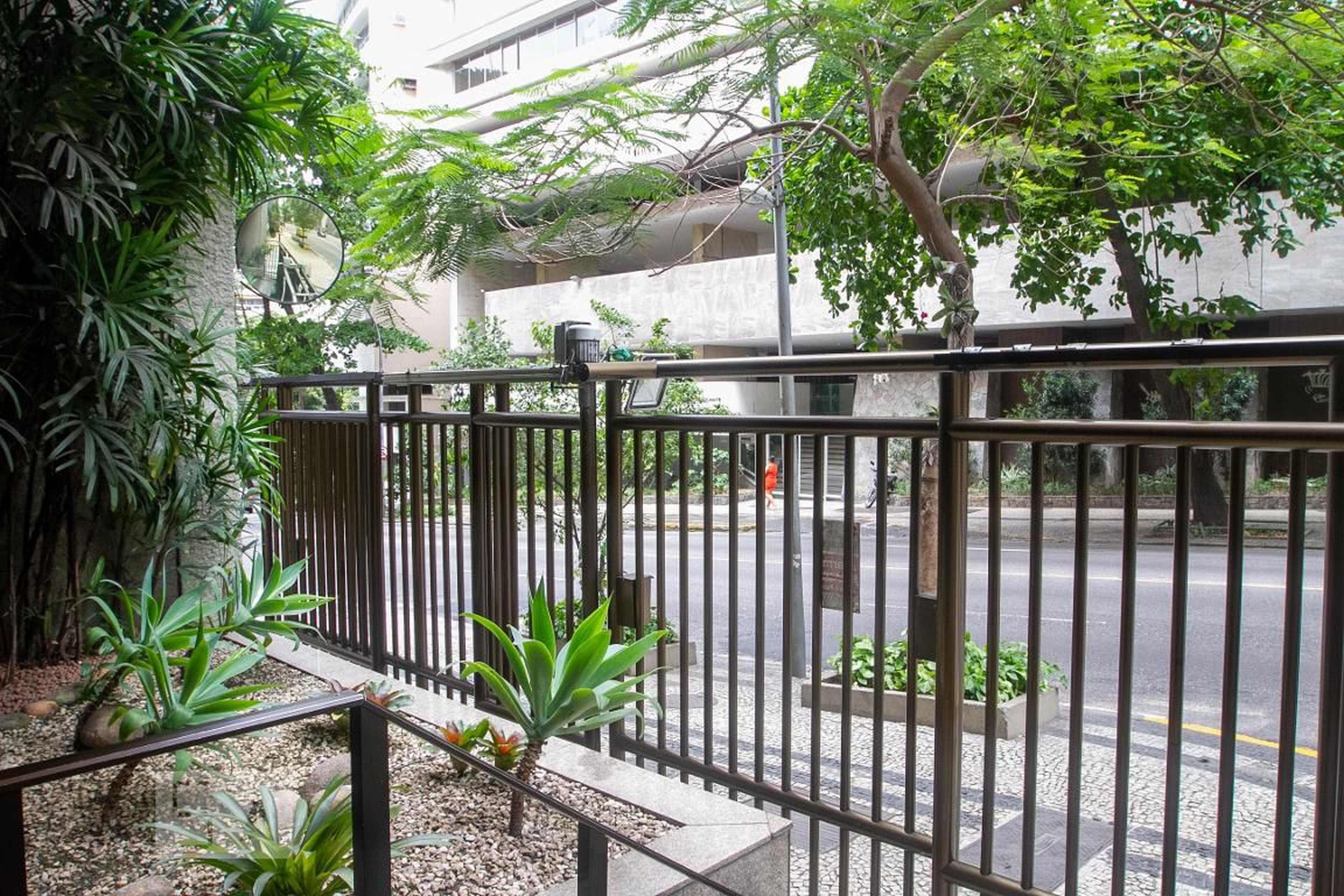 Entrada do Prédio - Edifício S Mid West e Mid East