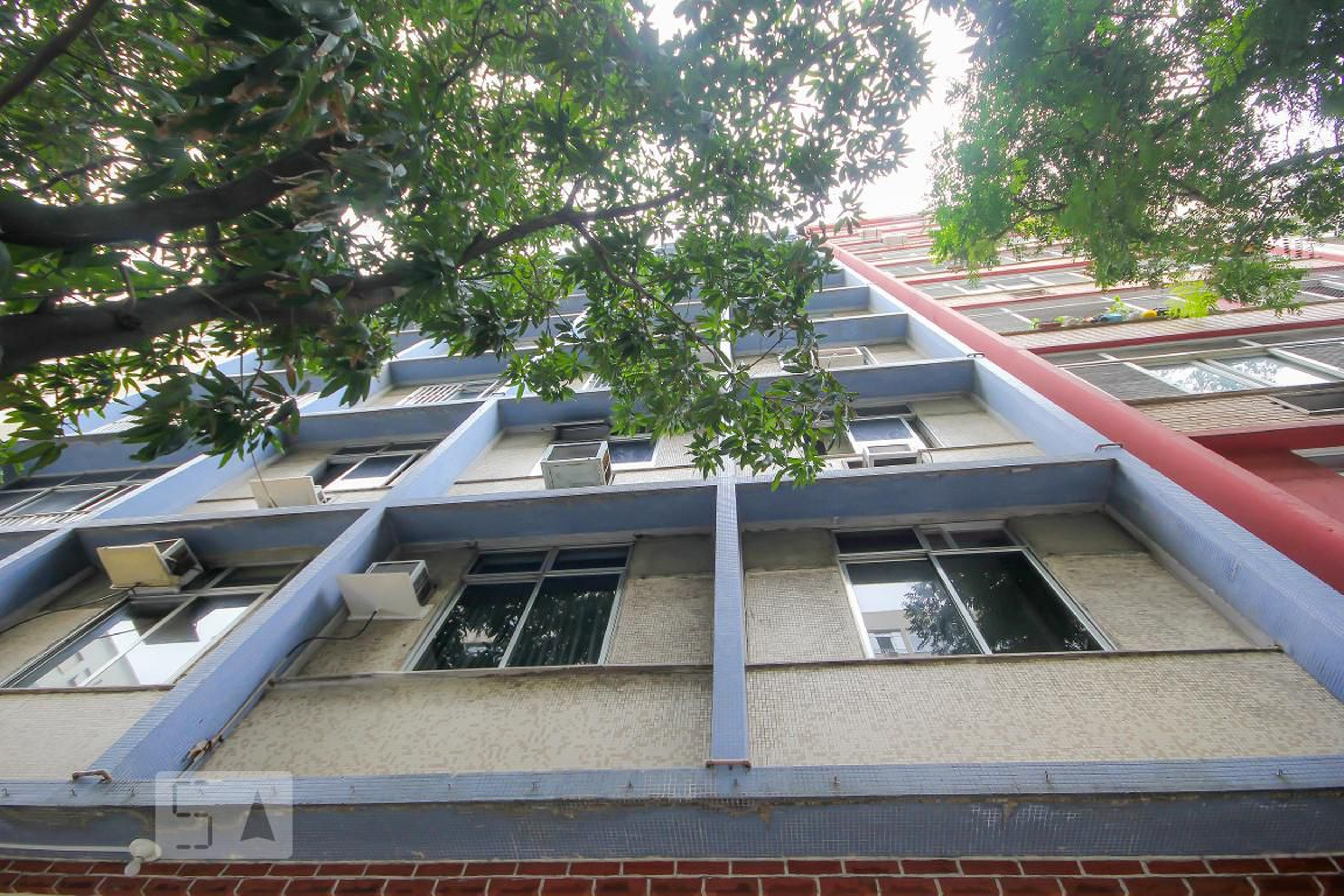 Fachada Condomínio Visconde de Cayru