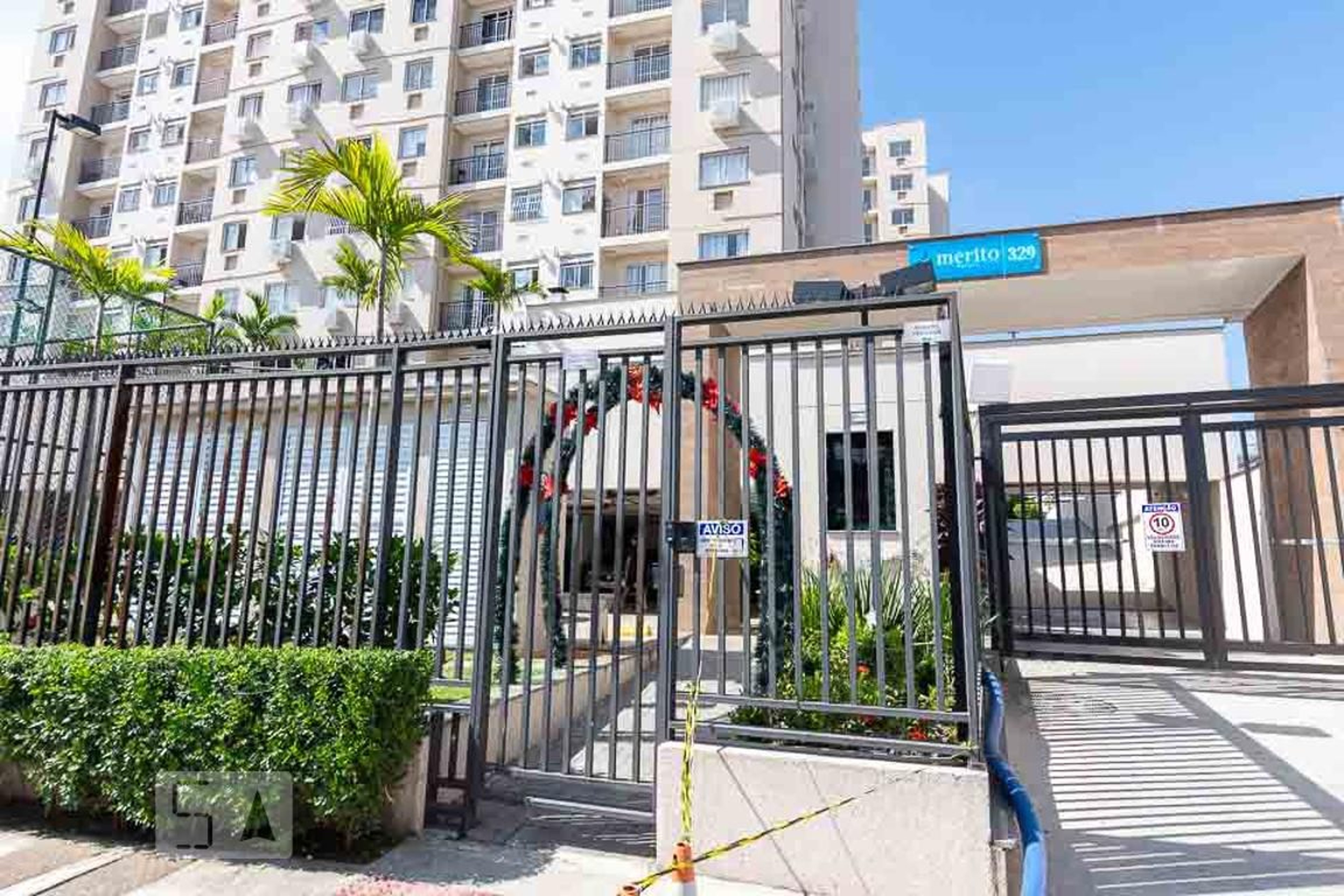 Entrada do Prédio - Mérito Barreto