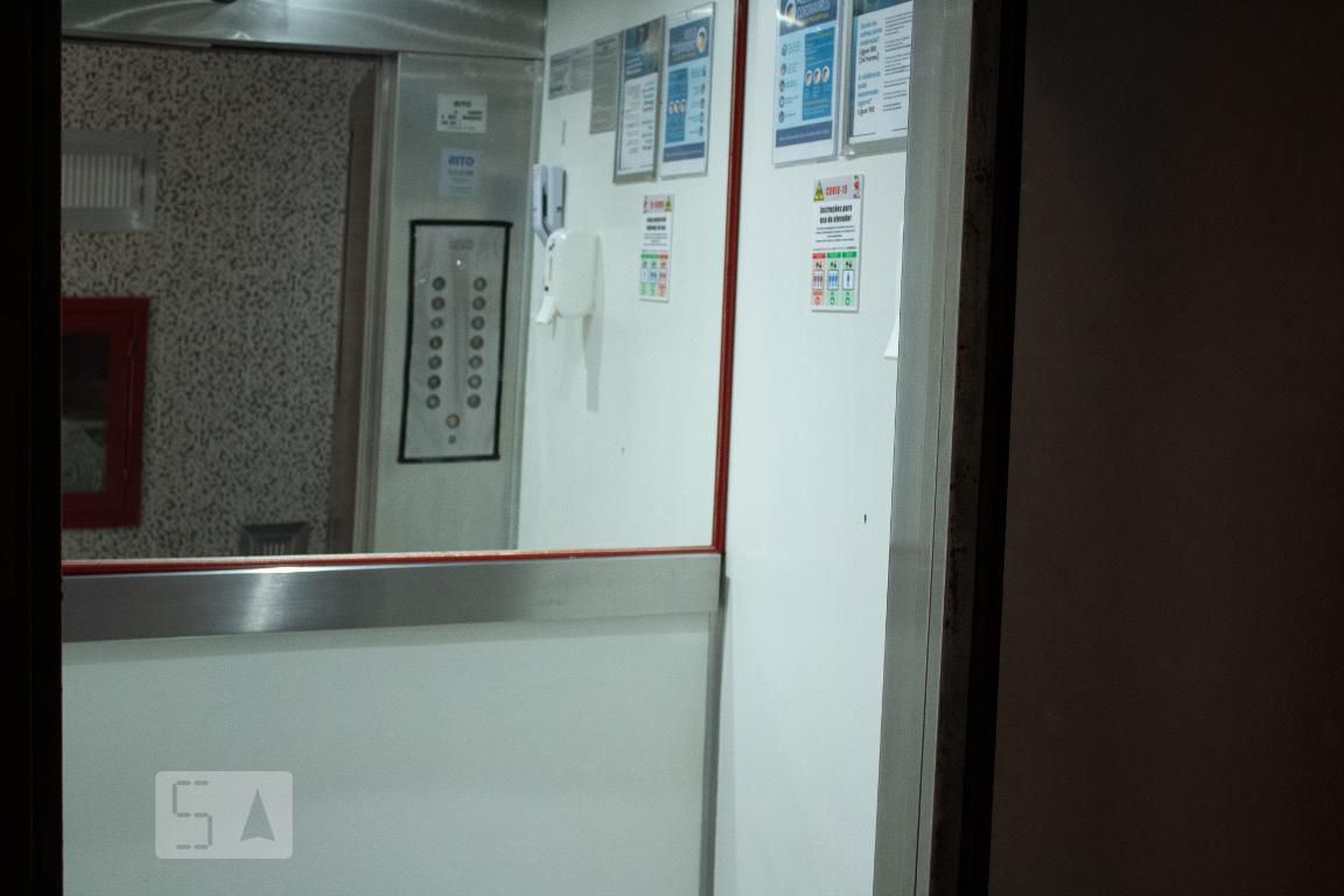 Elevador - Edifício Machado de Assis