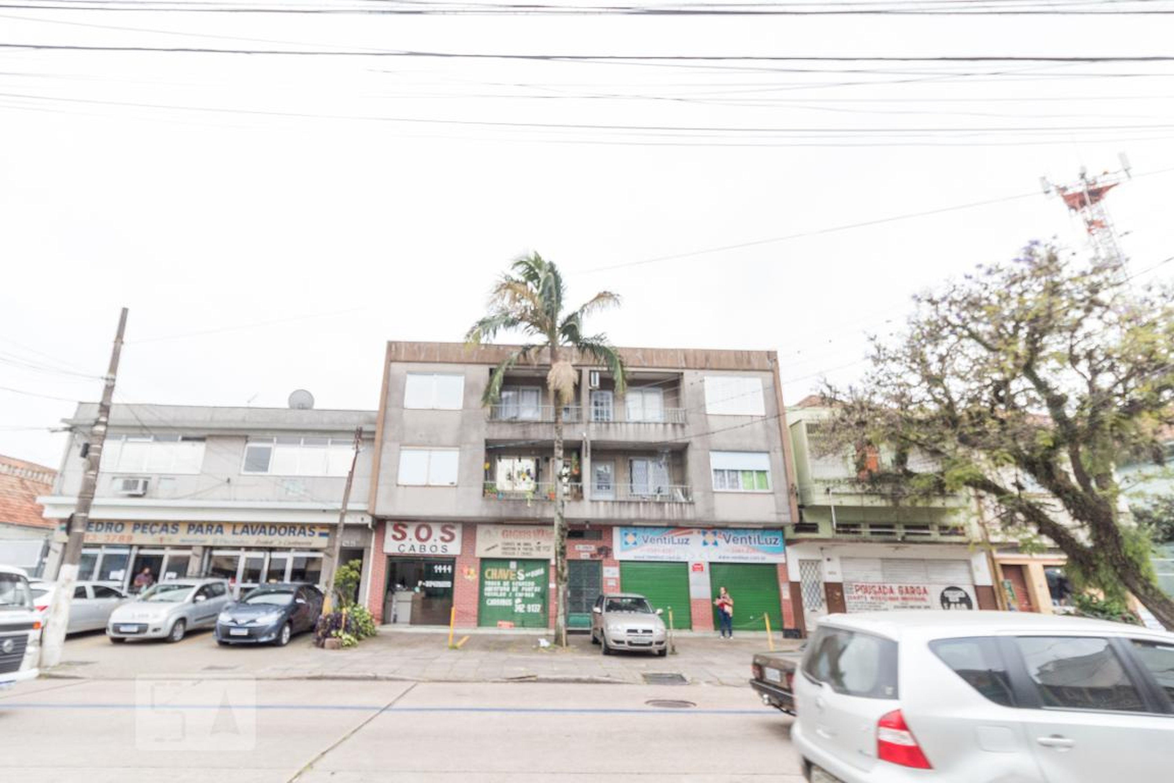 Fachada Condomínio em Avenida Brasil, 1448