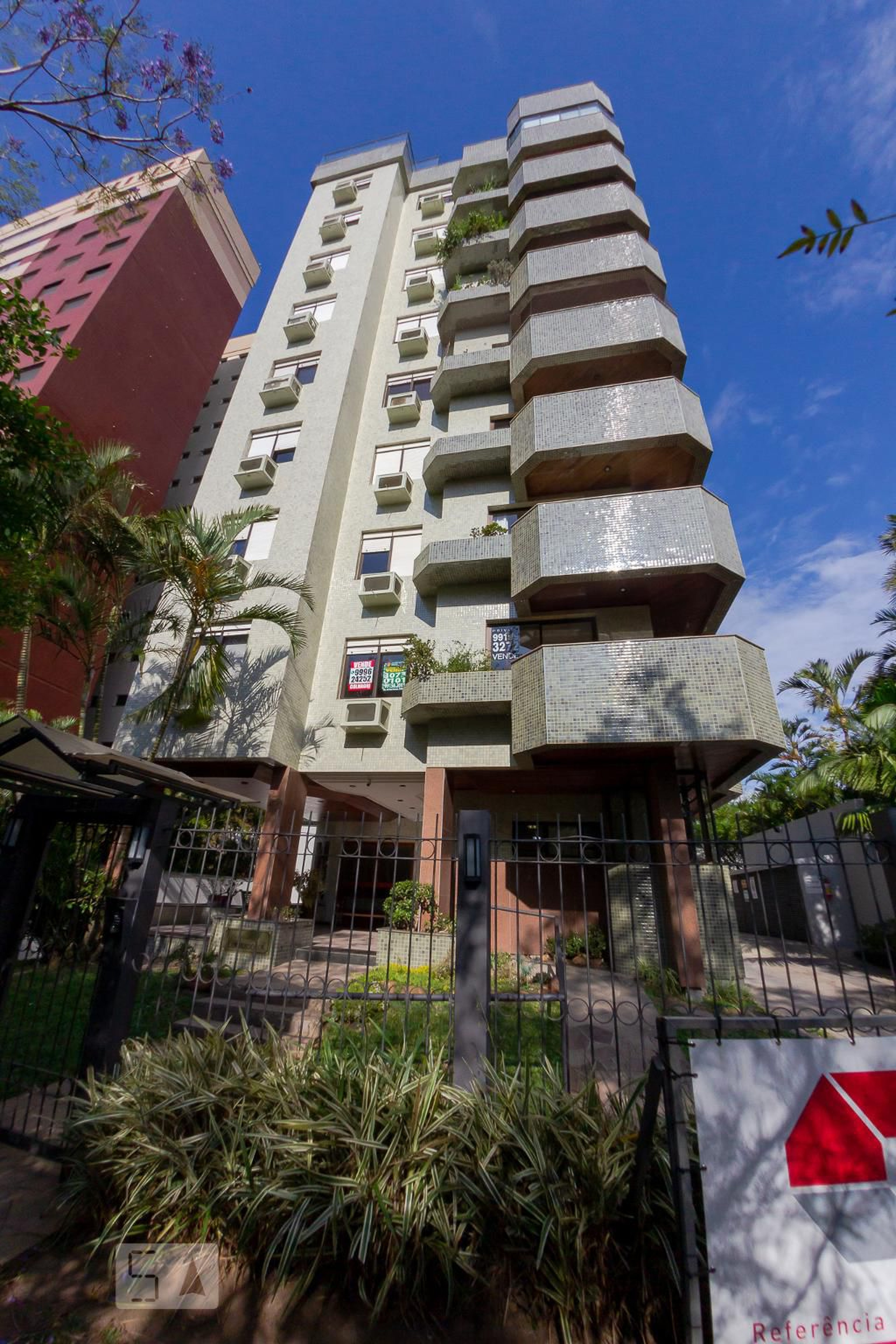 Fachada do Prédio Condomínio em Rua Professor Langendonck, 258