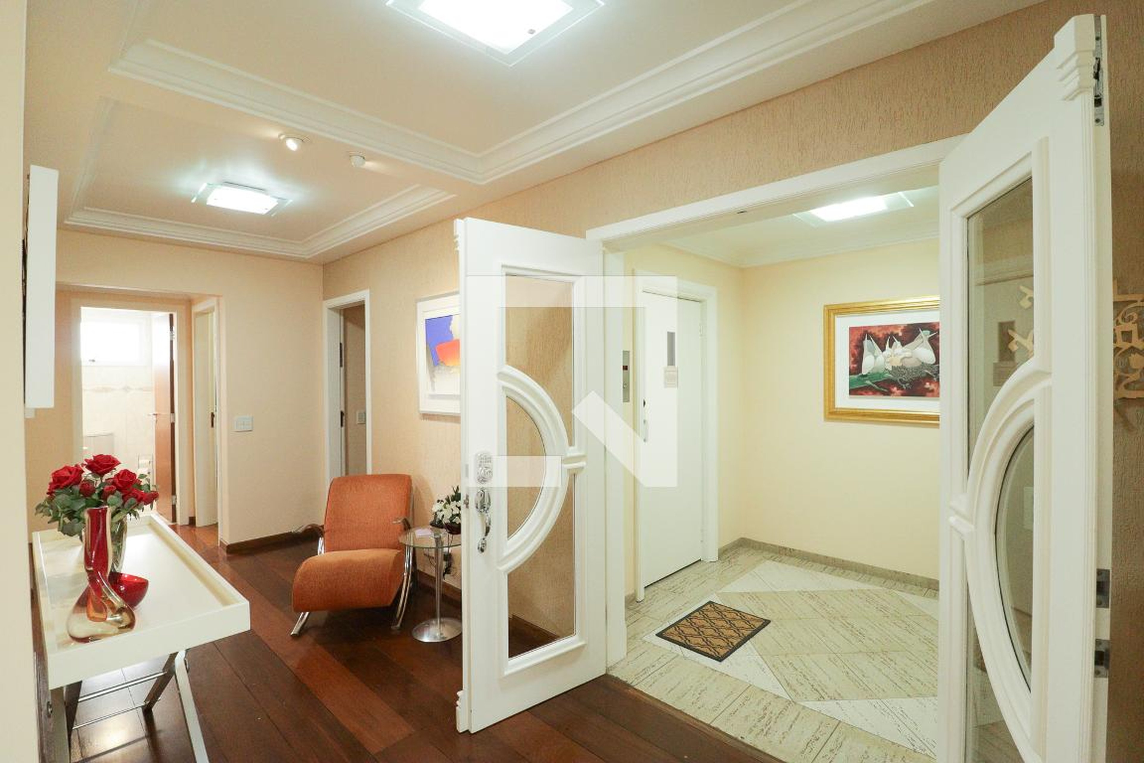 Hall de entrada - Julio Rovai II