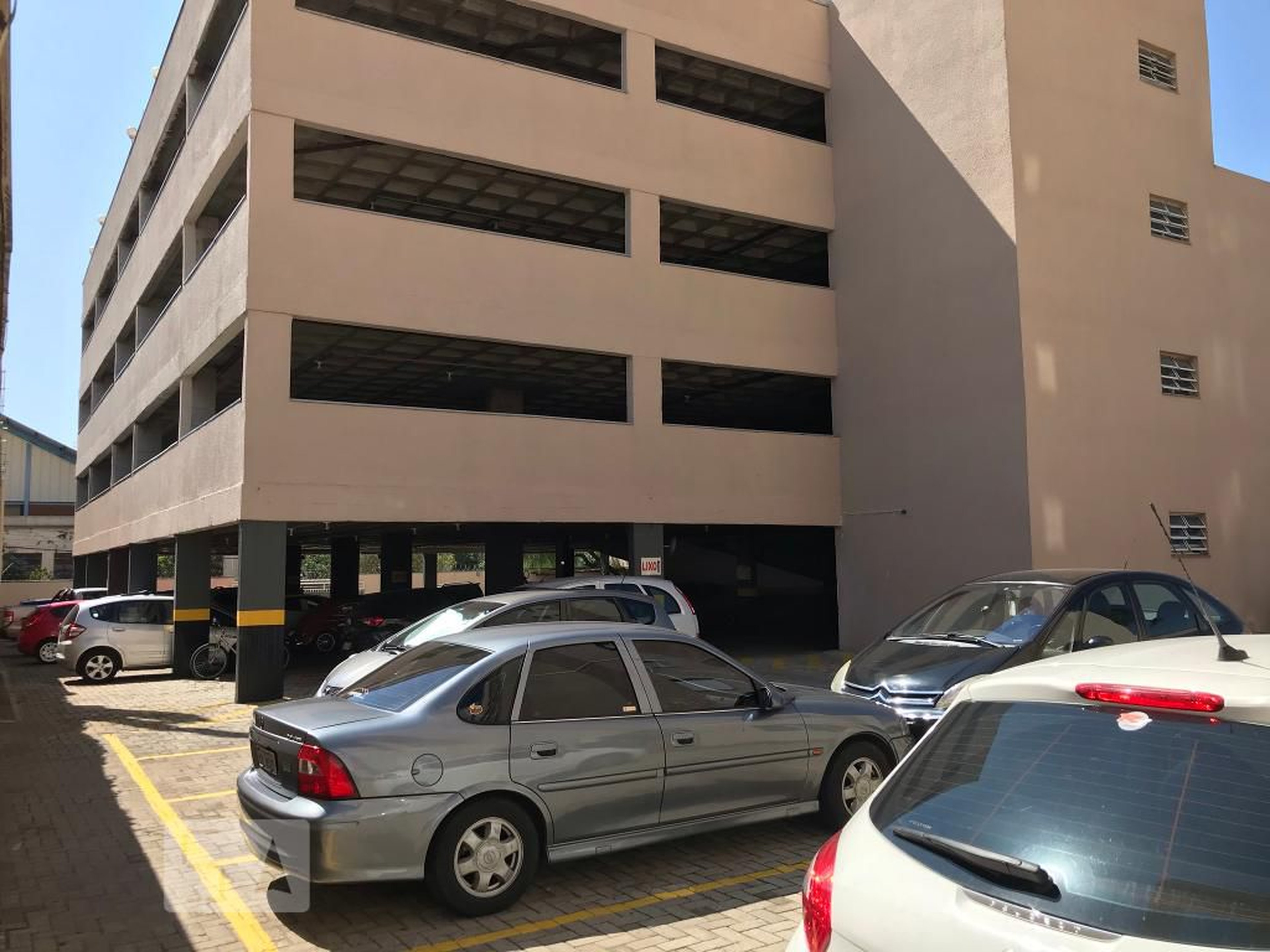 Estacionamento - Mérito Bom Retiro