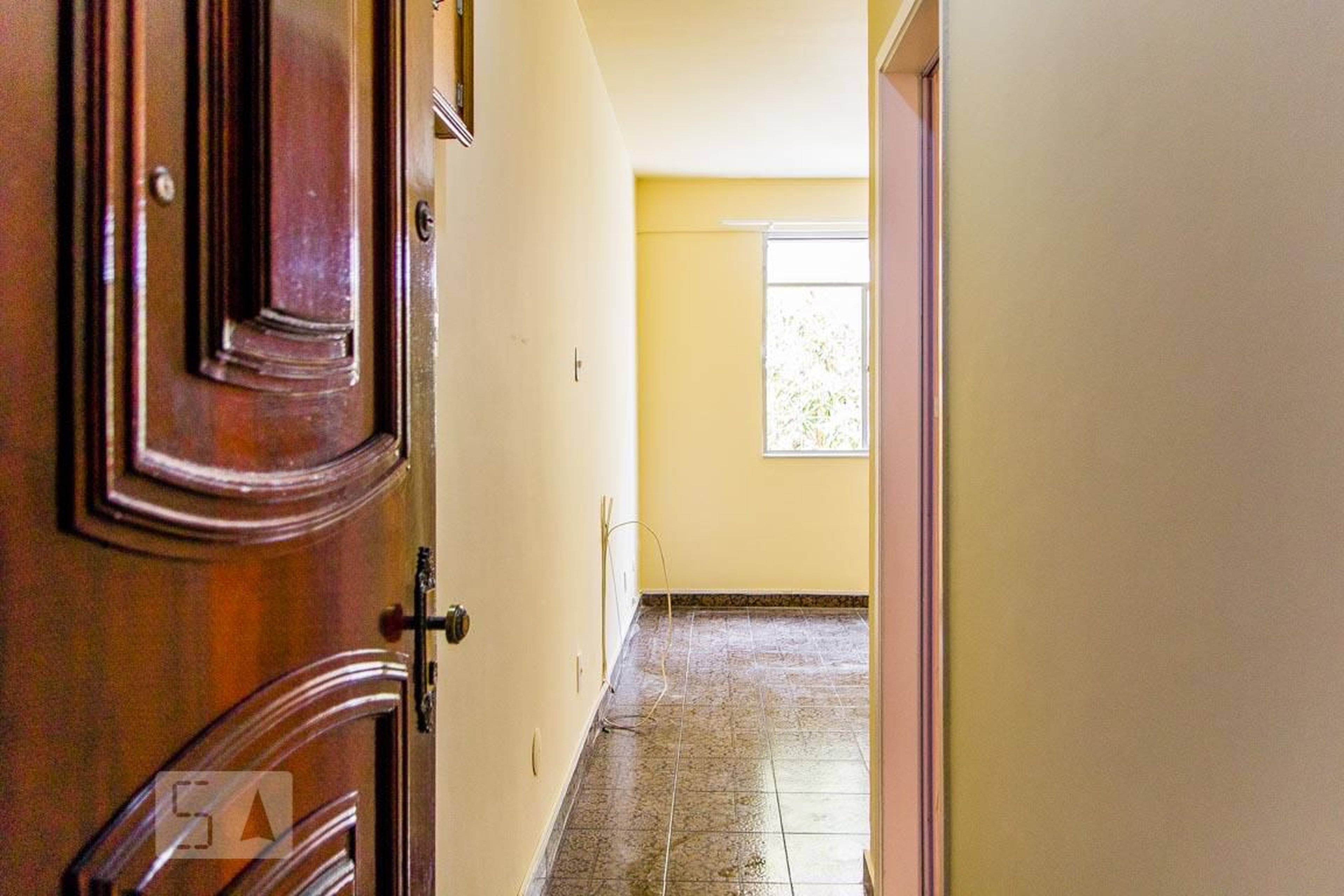 Entrada Condomínio em Rua Castorina Faria Lima, 470