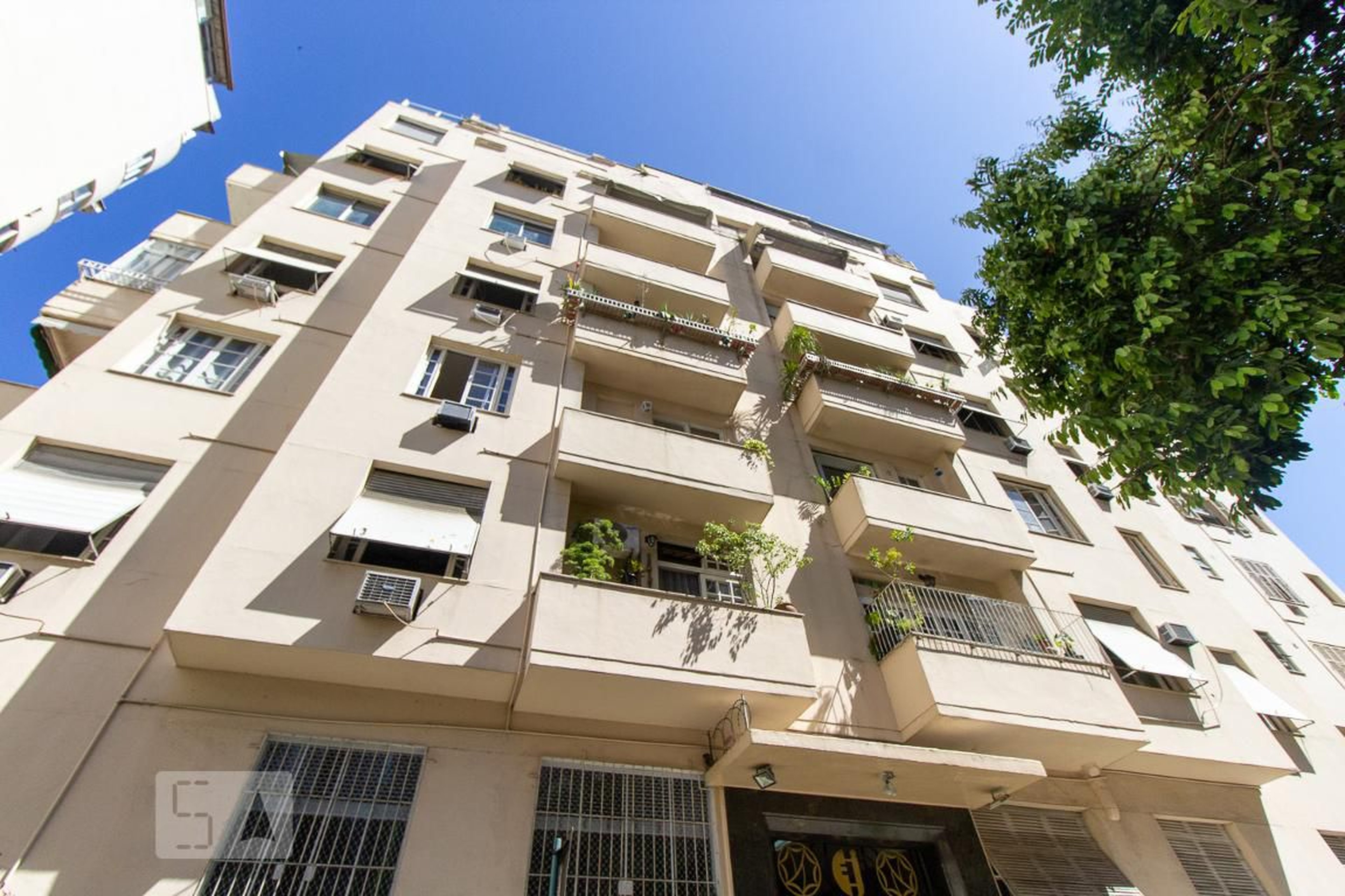 Fachada Condomínio Emoingt