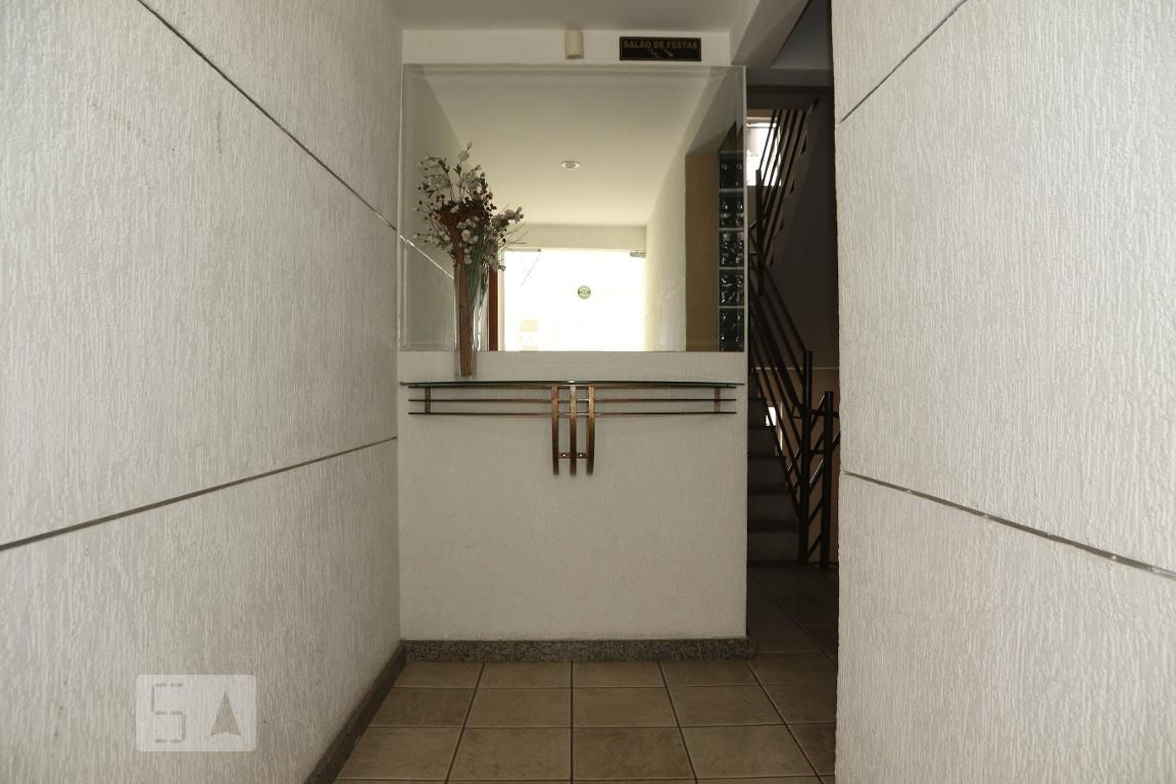 Hall de Entrada Edifício Flamboyant