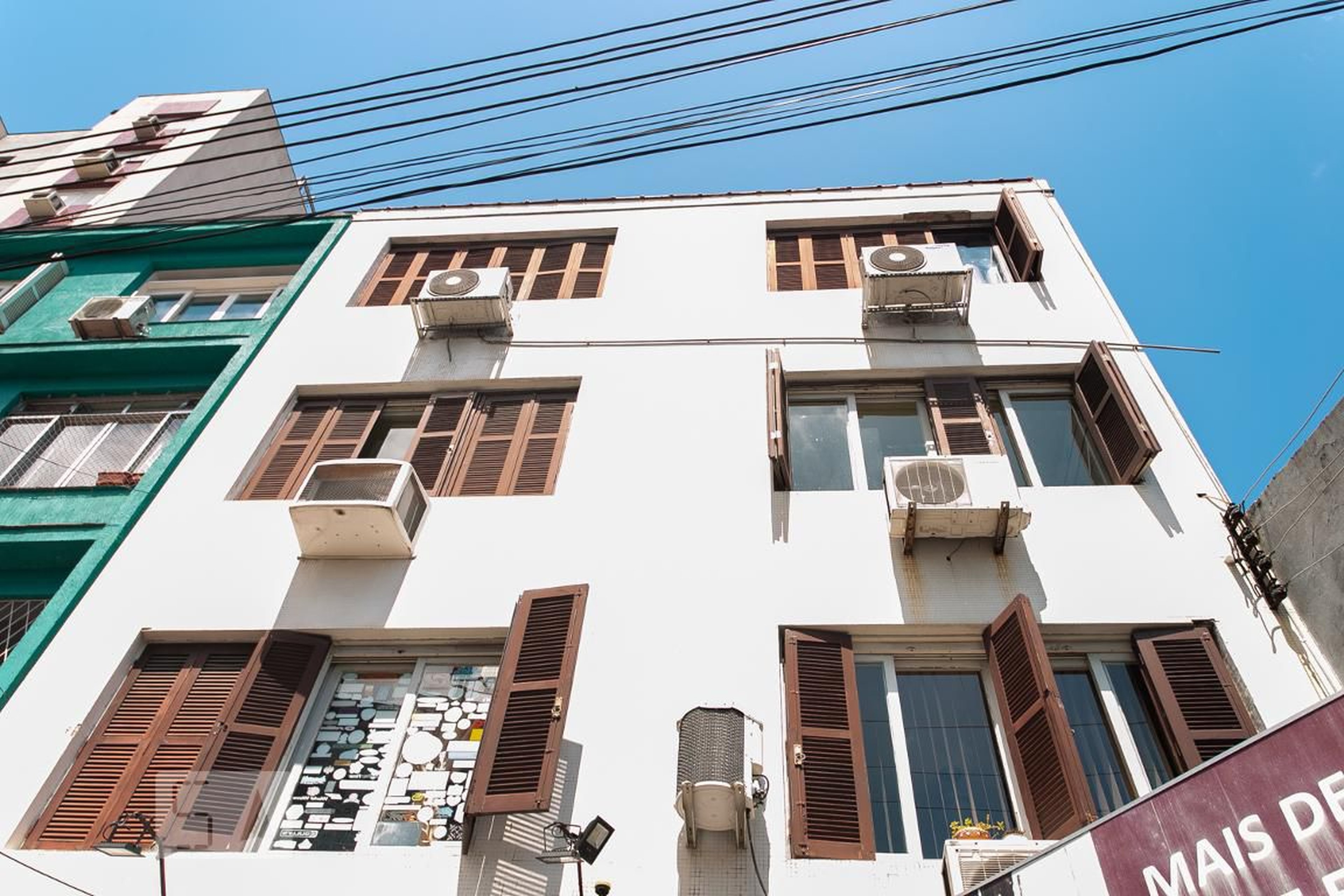 Fachada Condomínio em Rua General Lima e Silva, 689