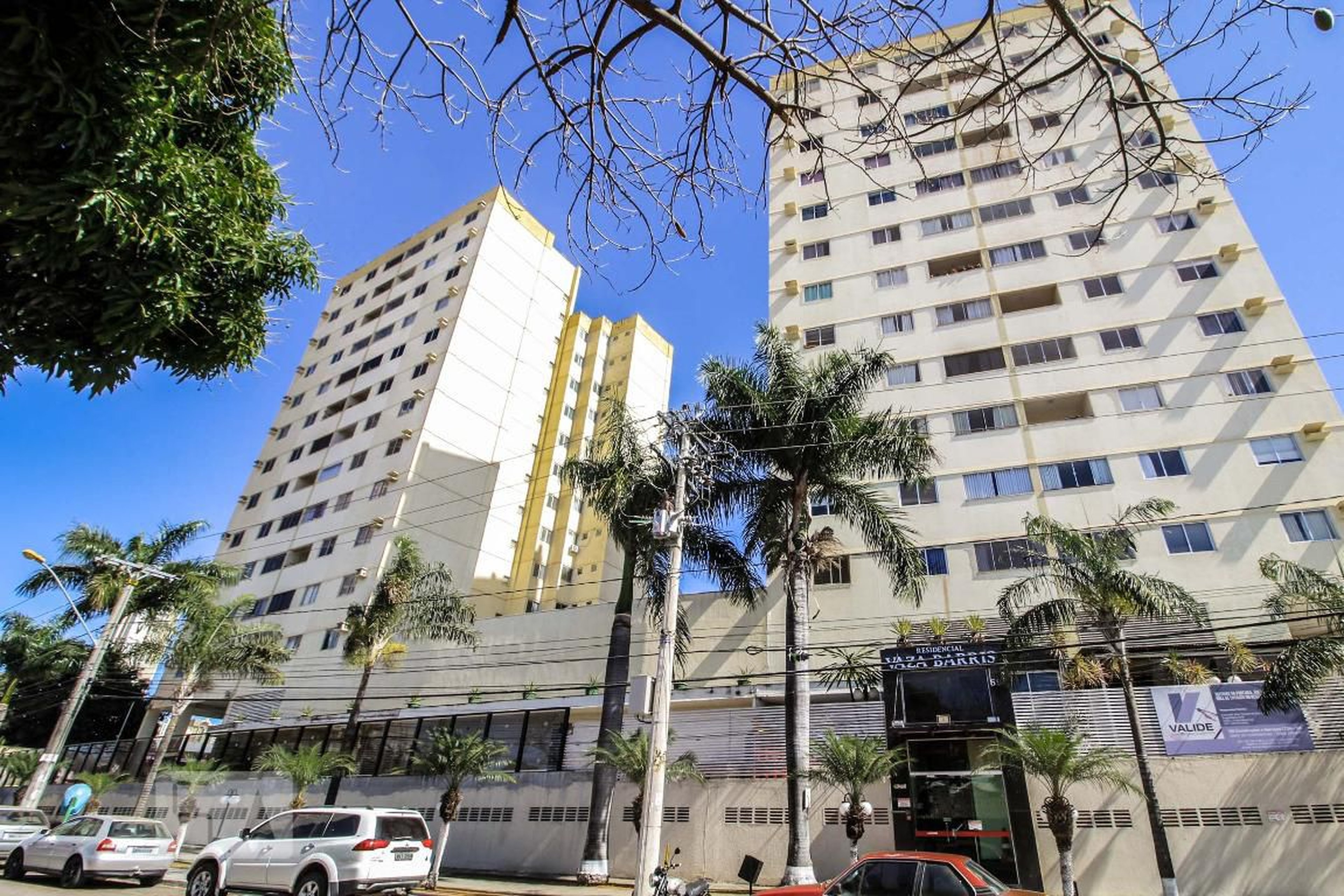 Fachada do Condomínio Edifício Vaza Barris