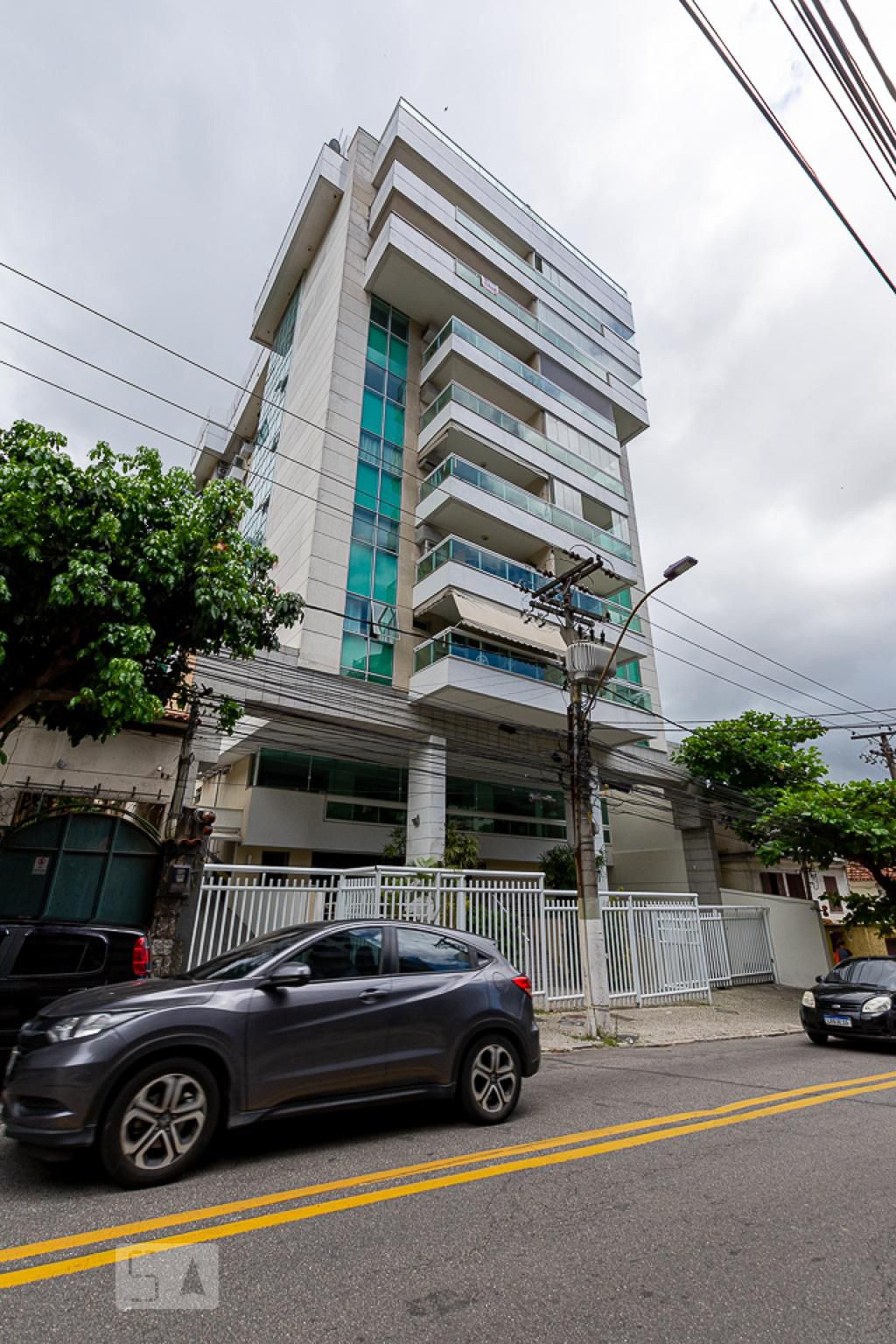 Fachada do Condomínio Condomínio Grand Slam Residence