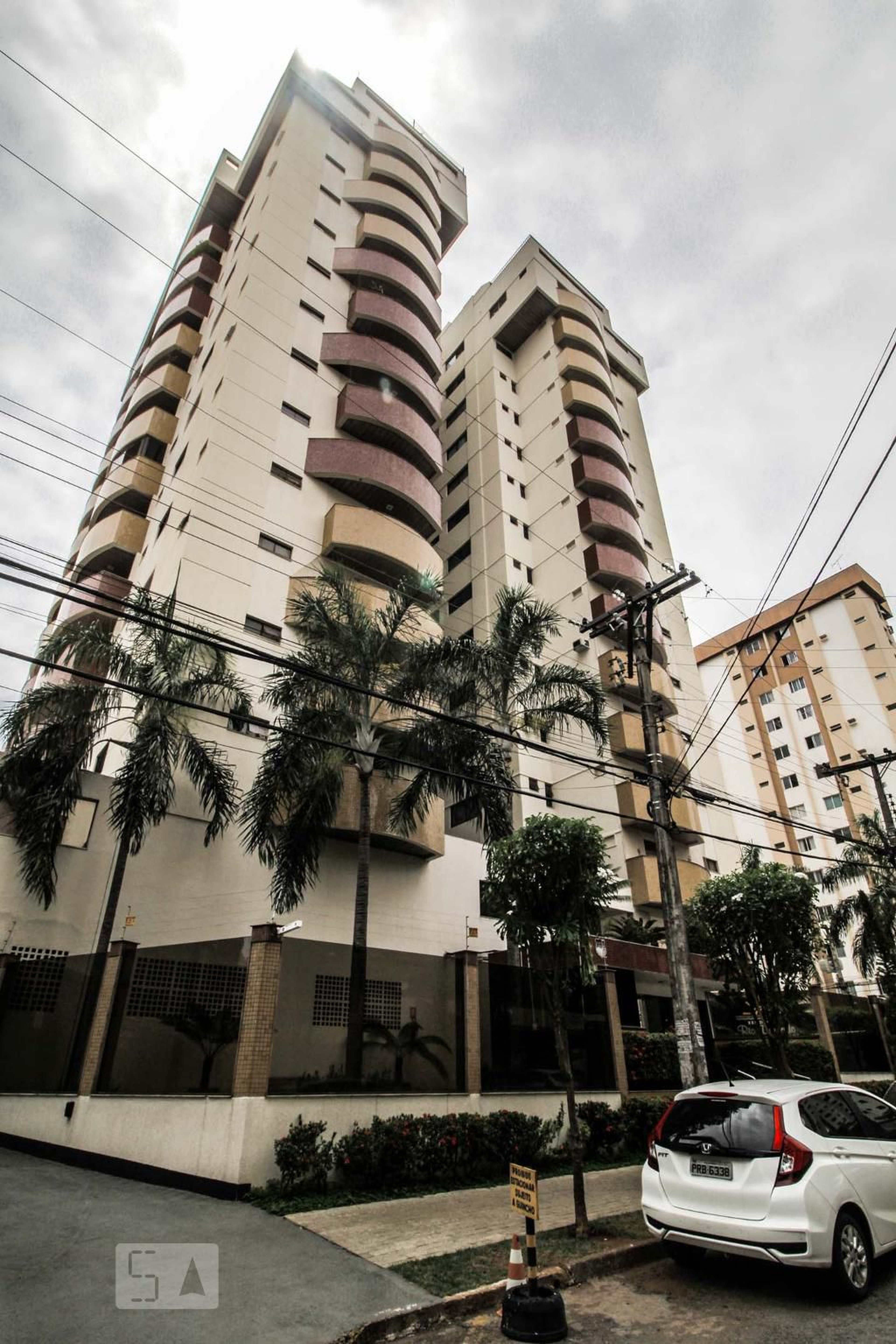 Fachada do Prédio Residencial Rio Dourado