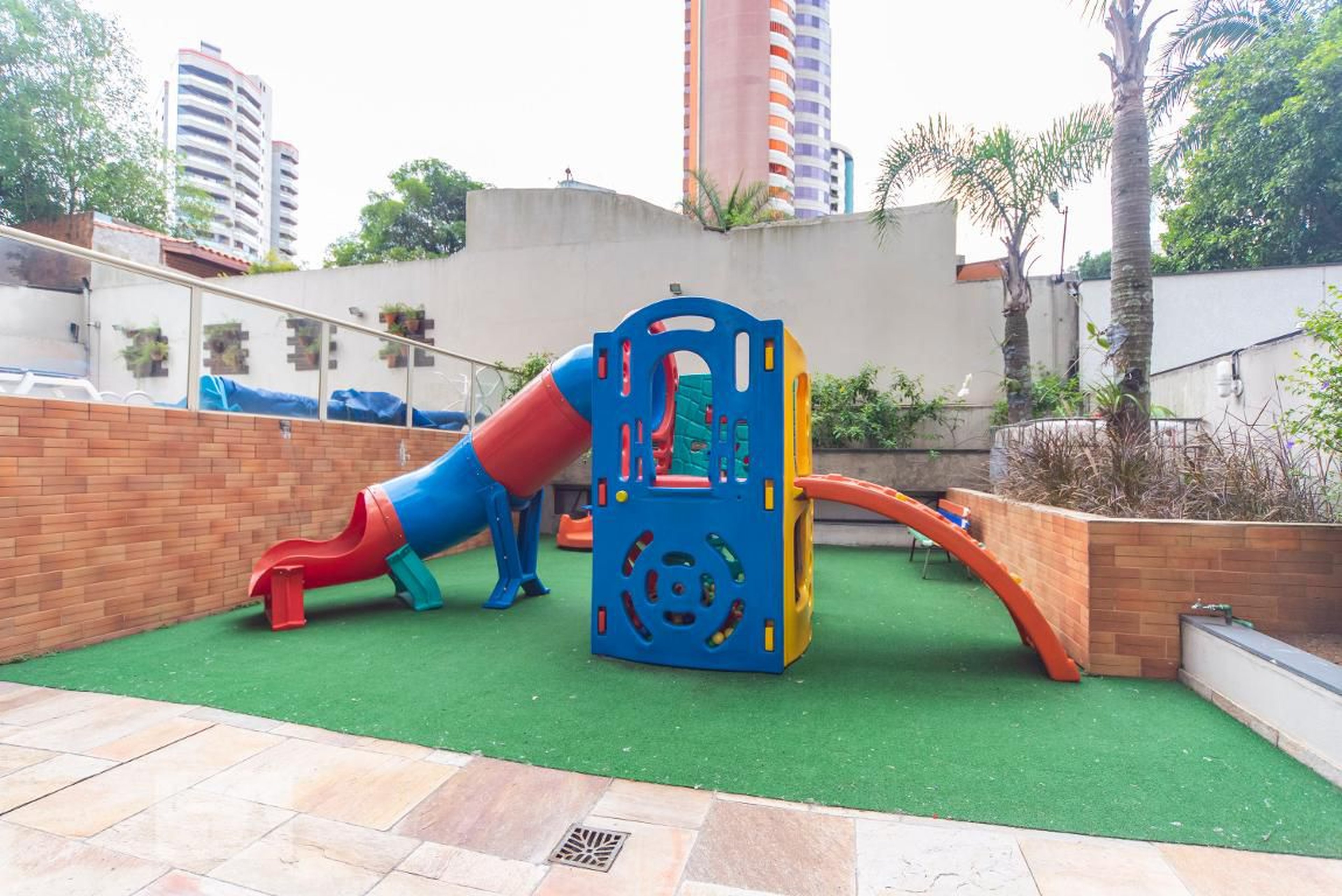 Playground - Edifício Paysage