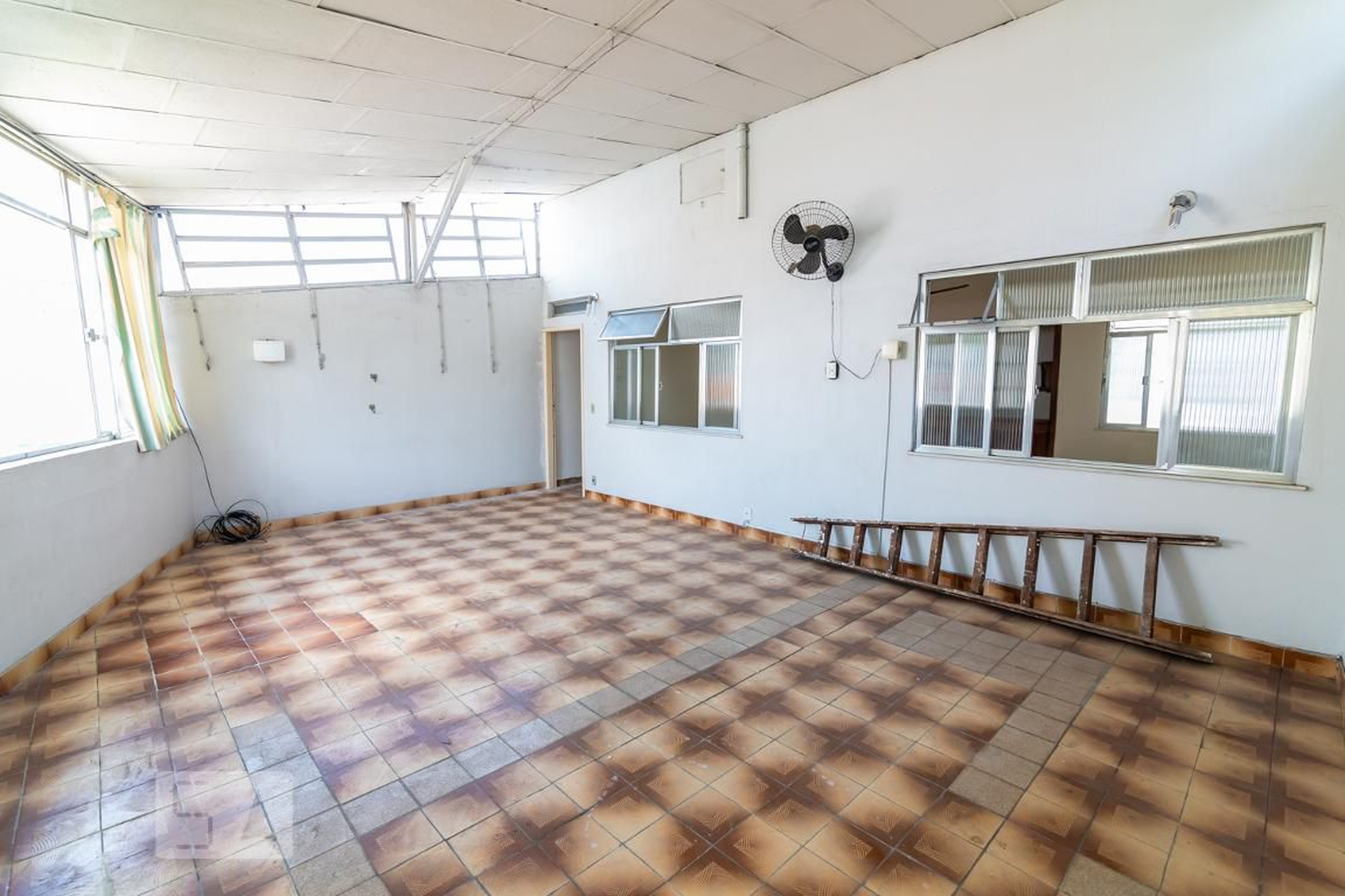 Churrasqueira Condomínio em Rua do Matoso, 69