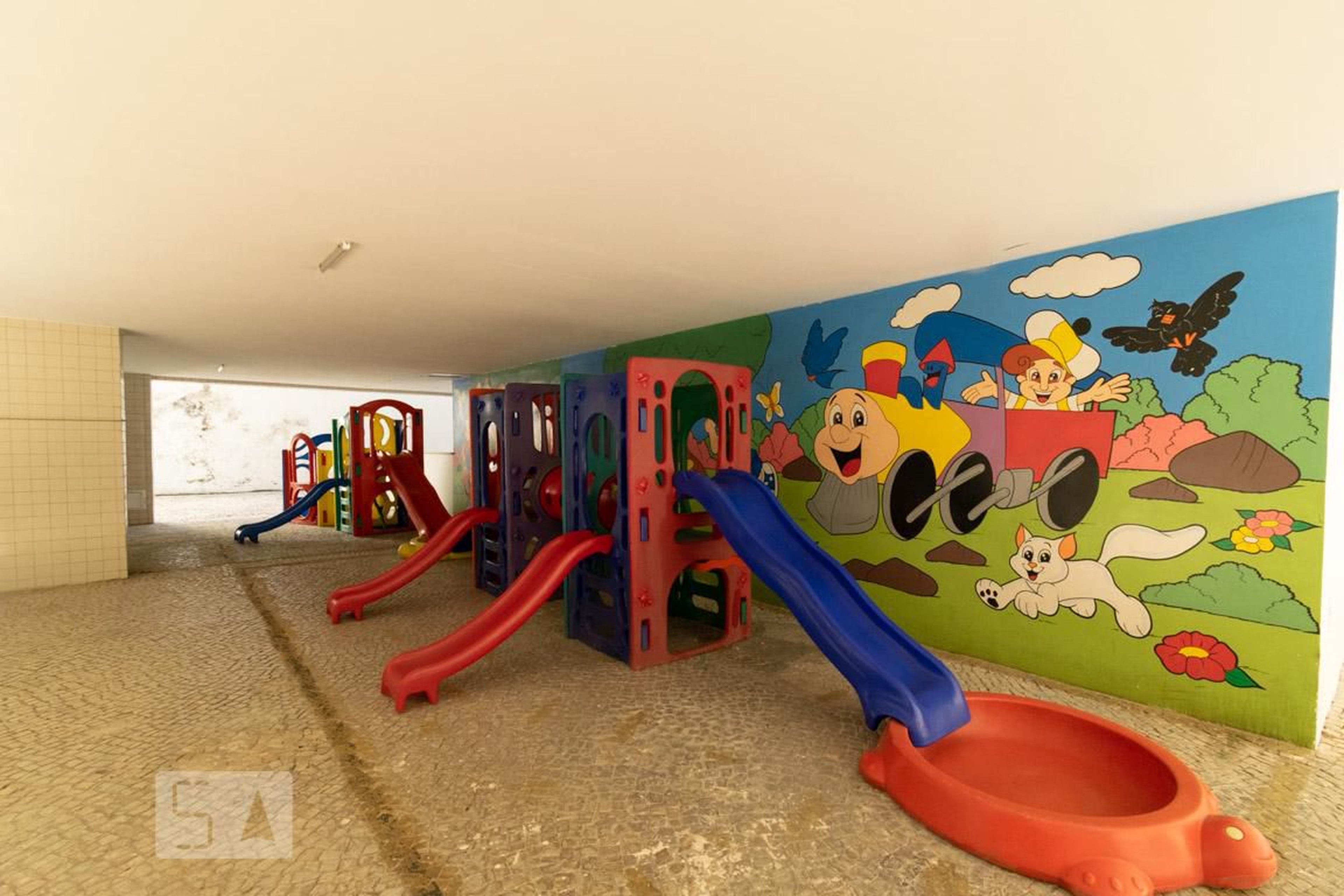 PLAYGROUND - Solar da Praia