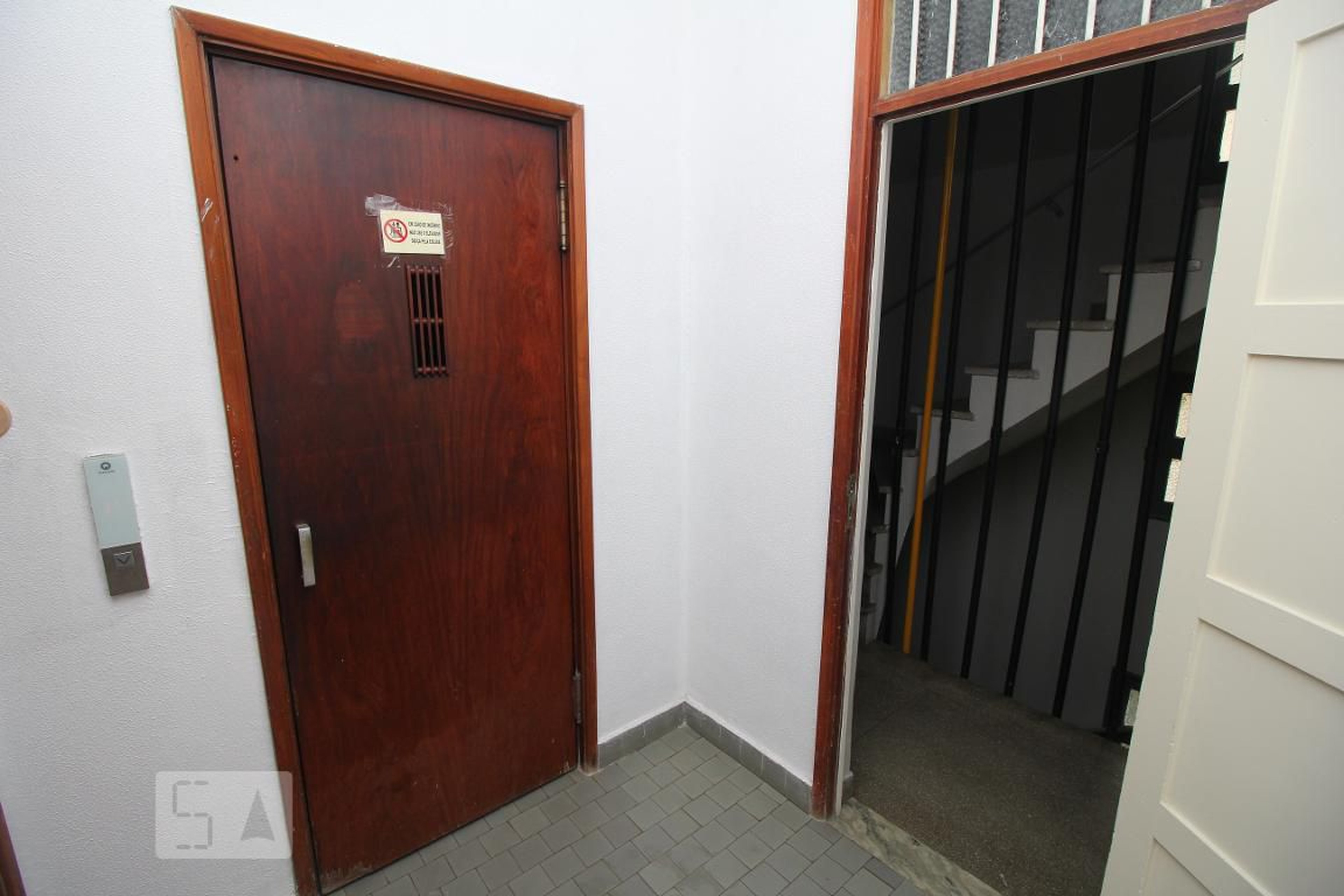 Hall de Entrada - Paula e Silva