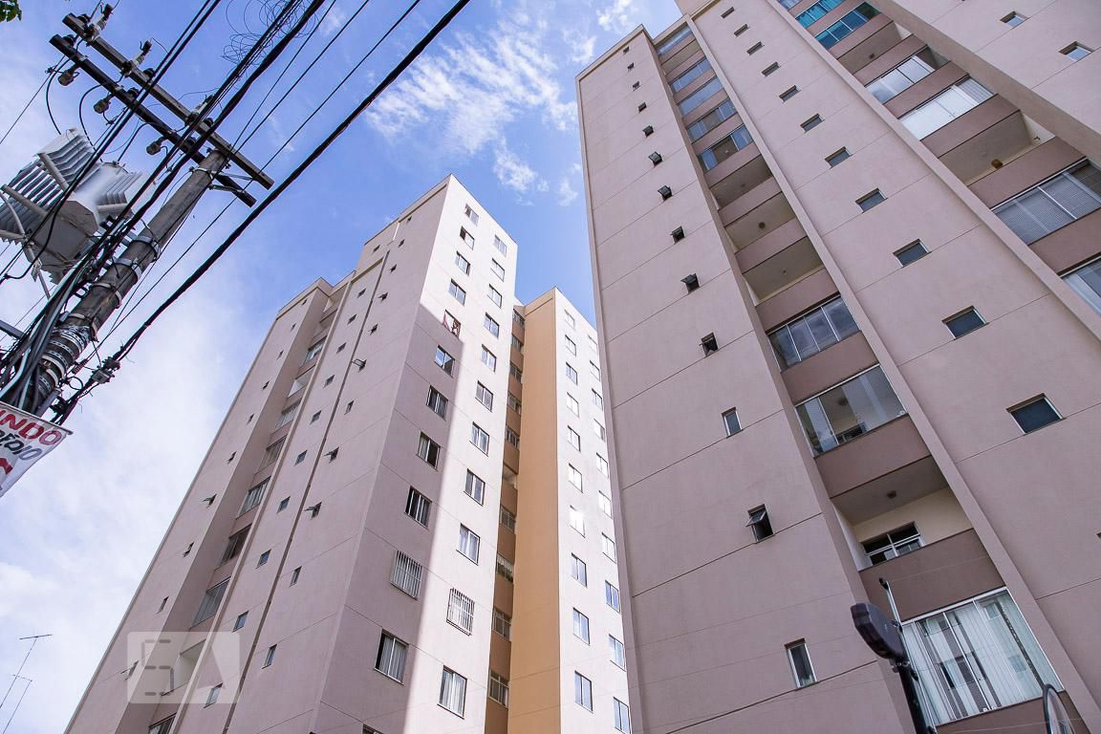 Fachada do Condomínio Condomínio Solar das Acácias