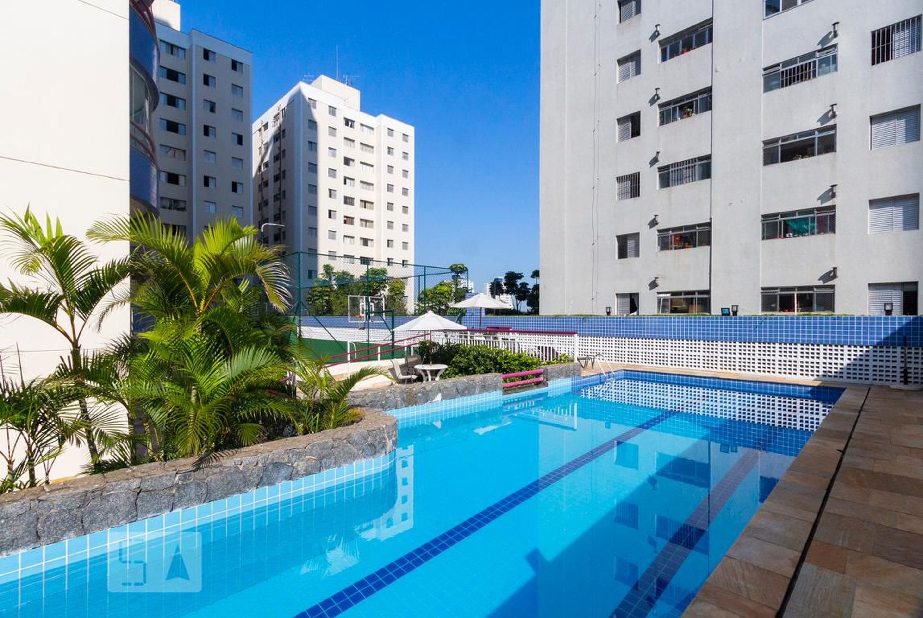 Piscina Aquecida - Mistral