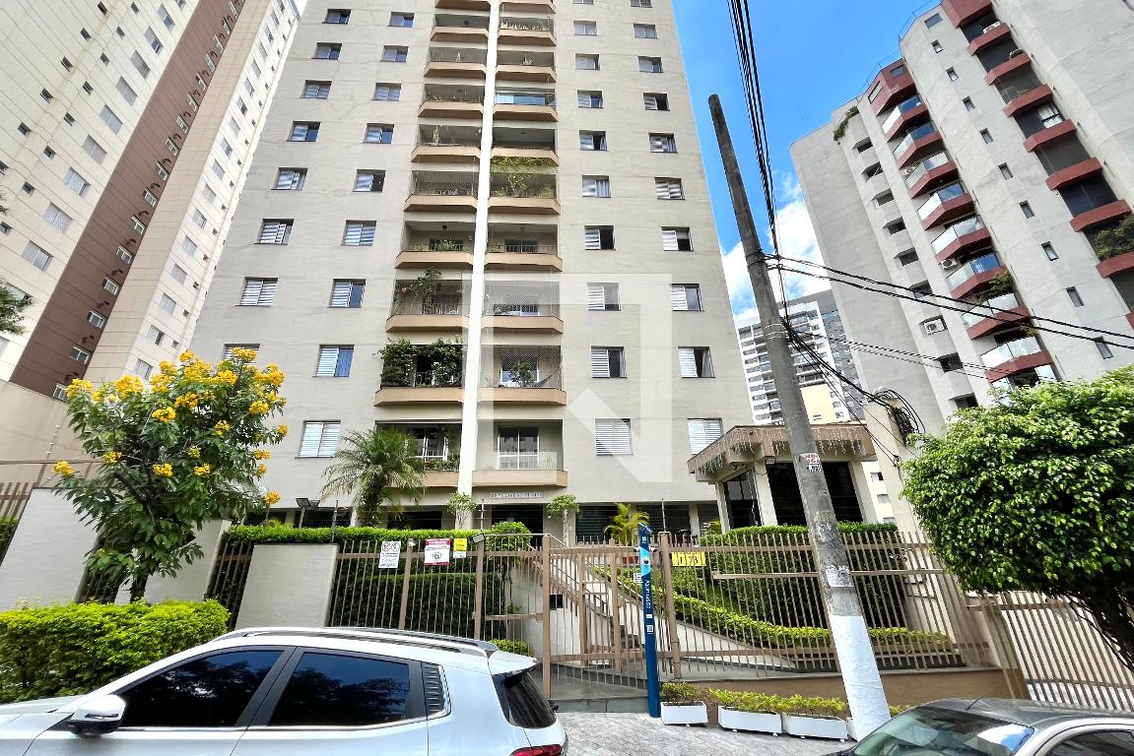 Fachada Condomínio Village Scott