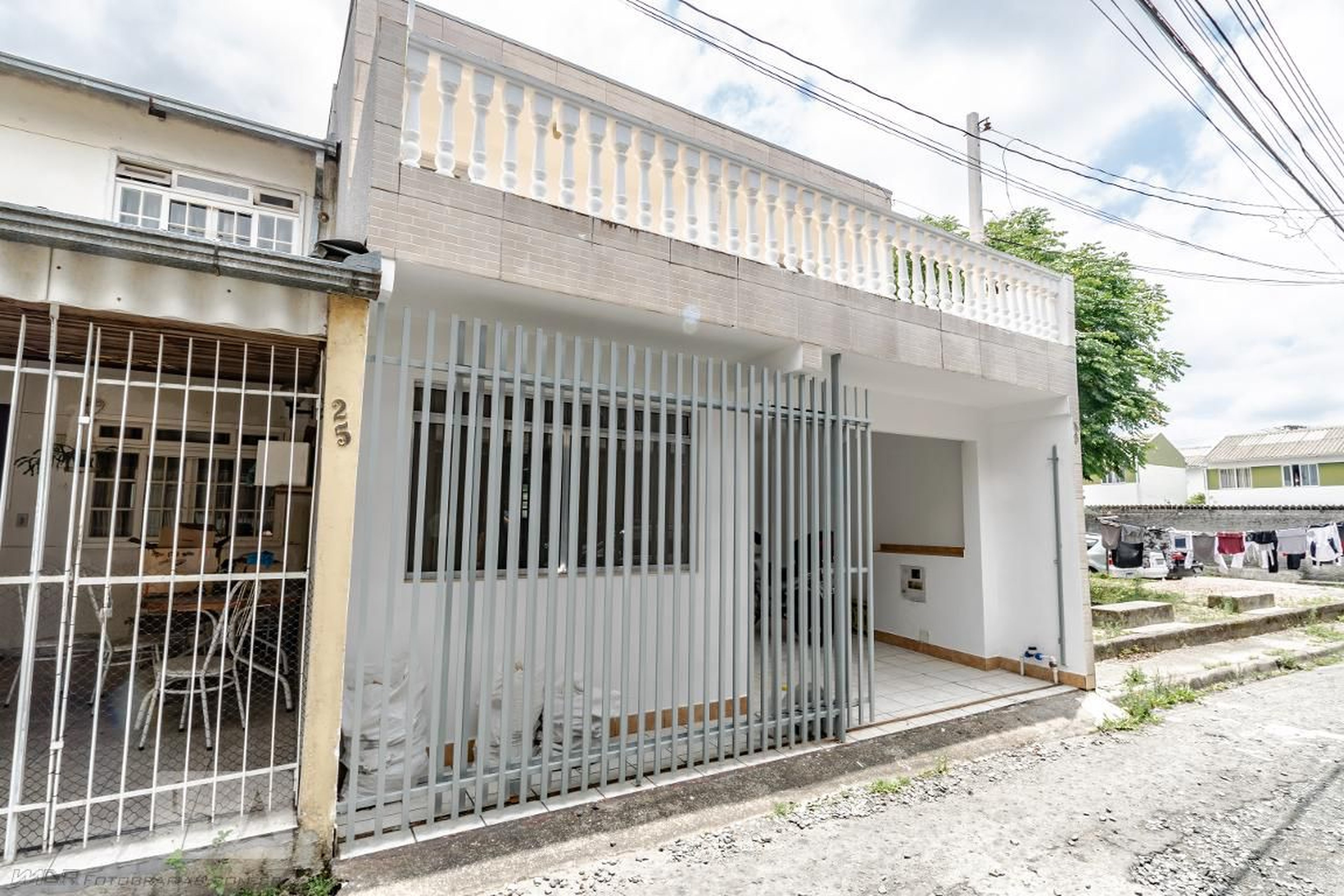 Fachada Condomínio em Rua José Fabiano Barcik, 311