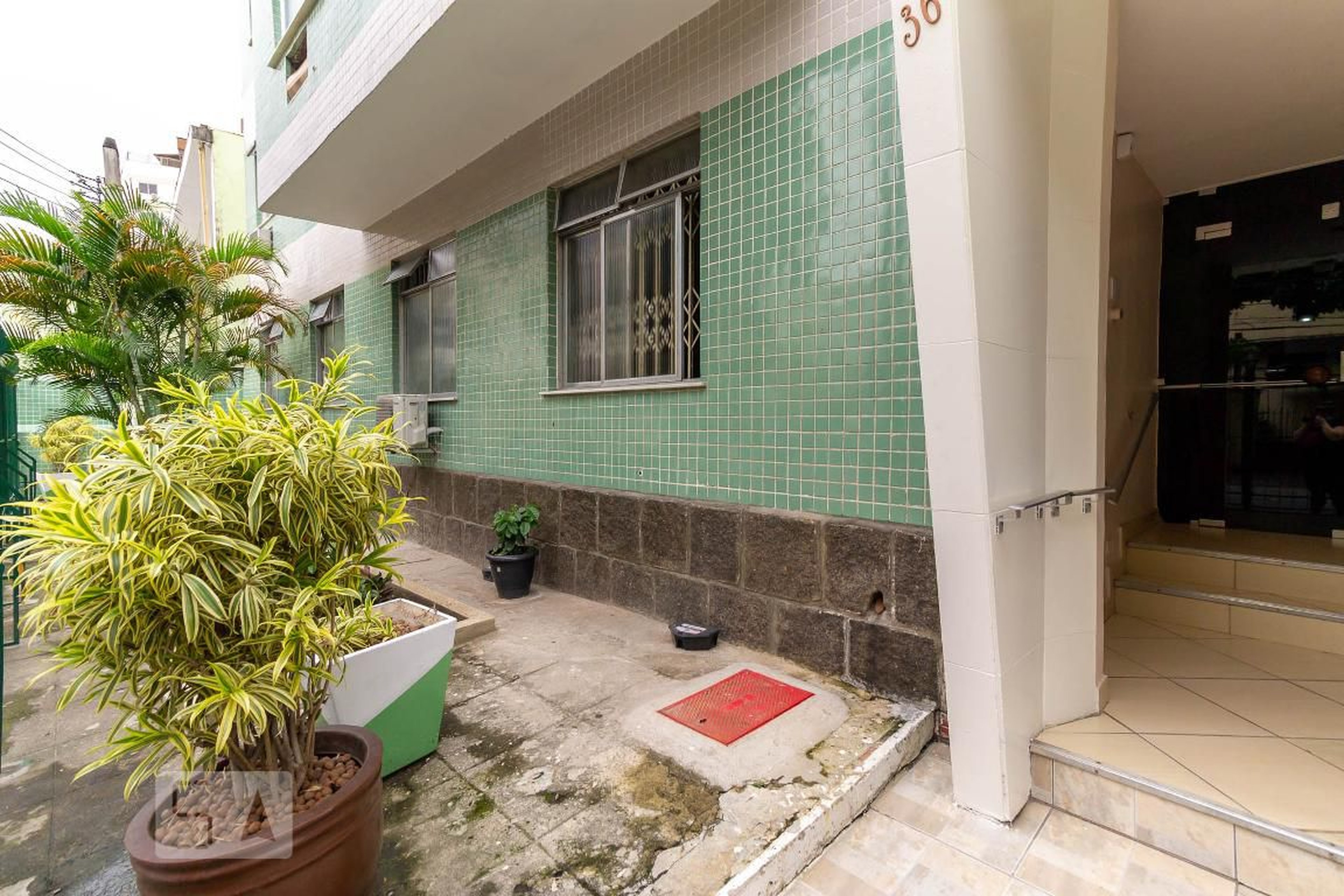 Entrada - Edifício Roses