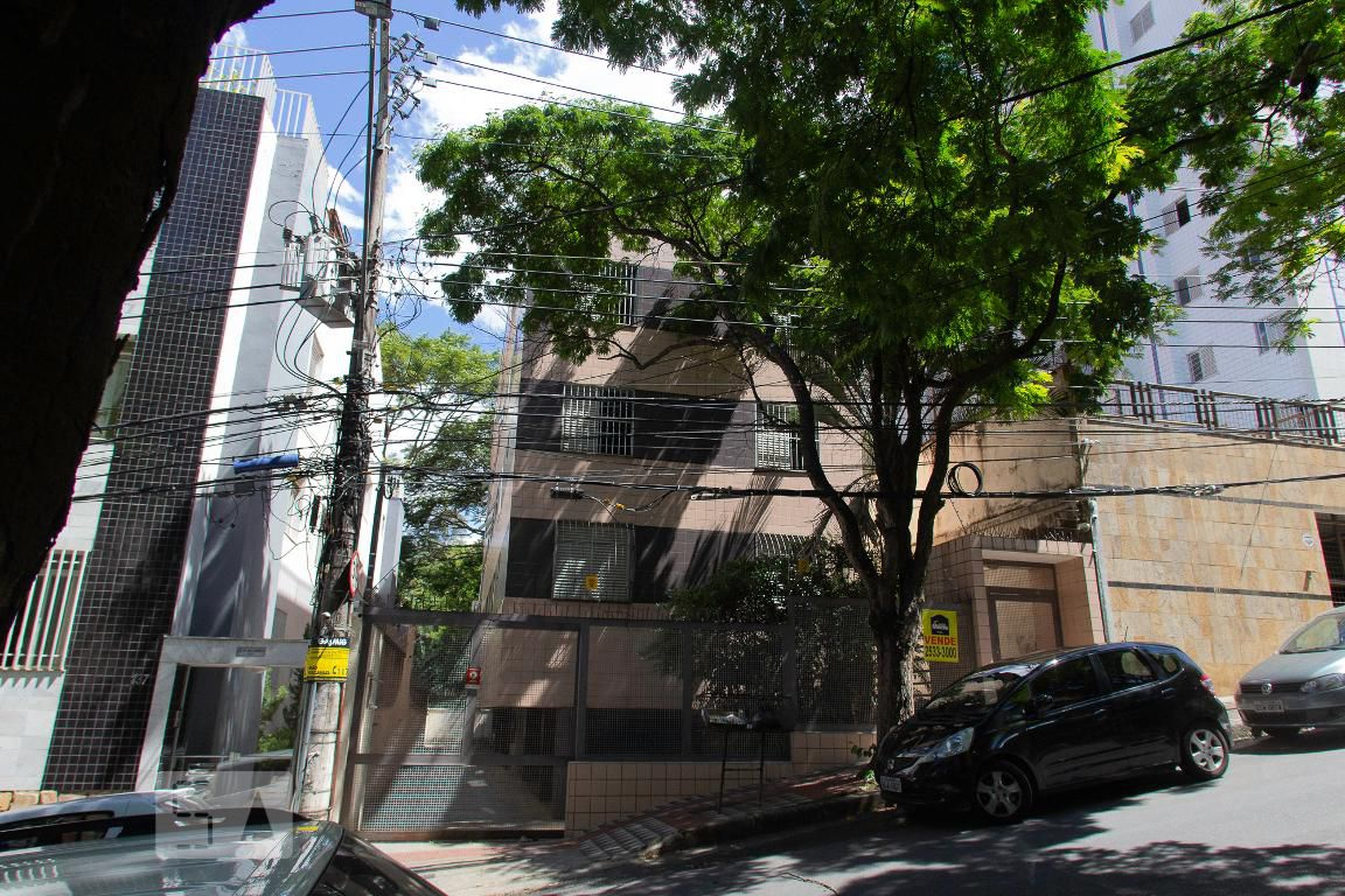 Fachada Condomínio em Rua Doutor Juvenal dos Santos, 149