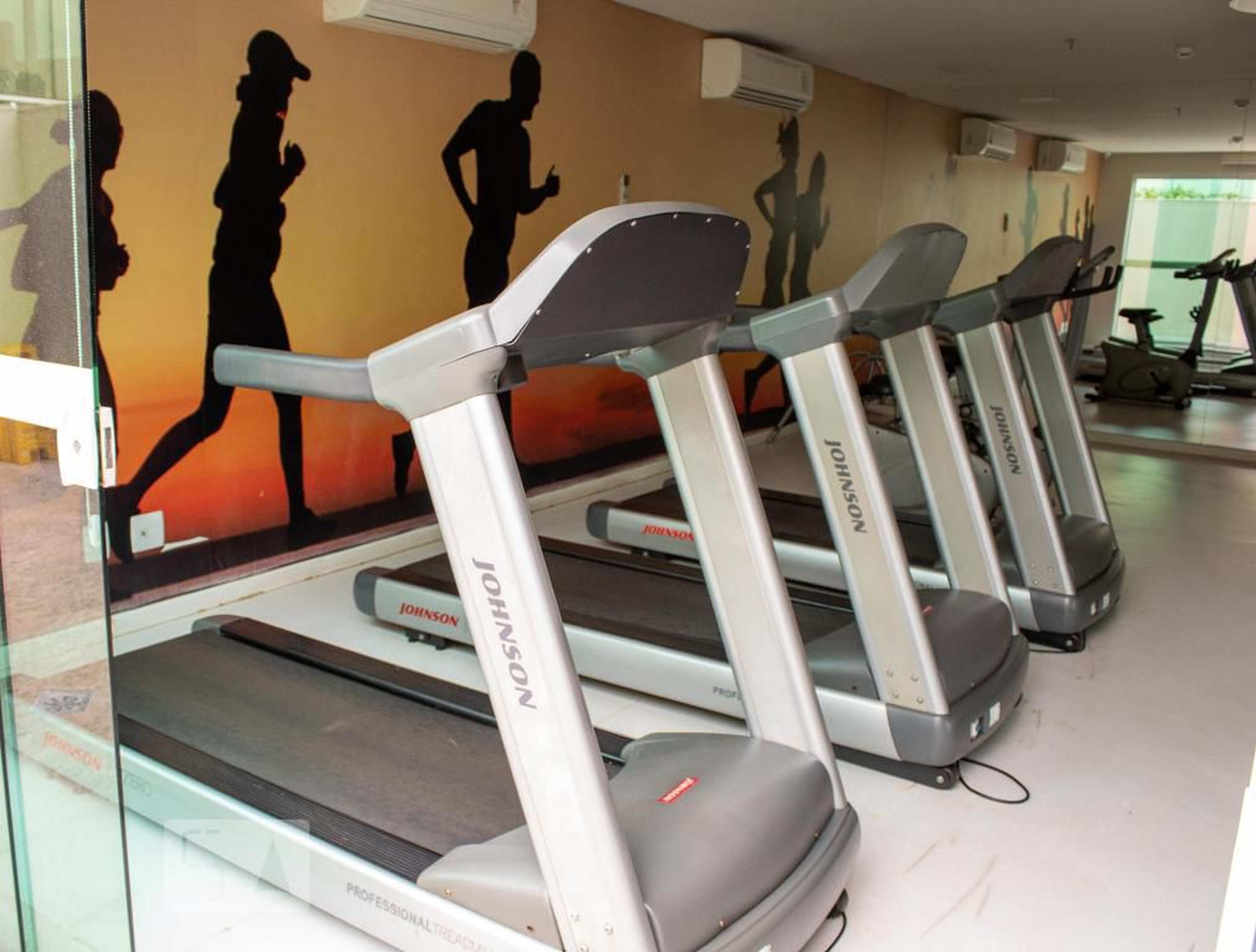 Academia - Park Style Mall & Residence