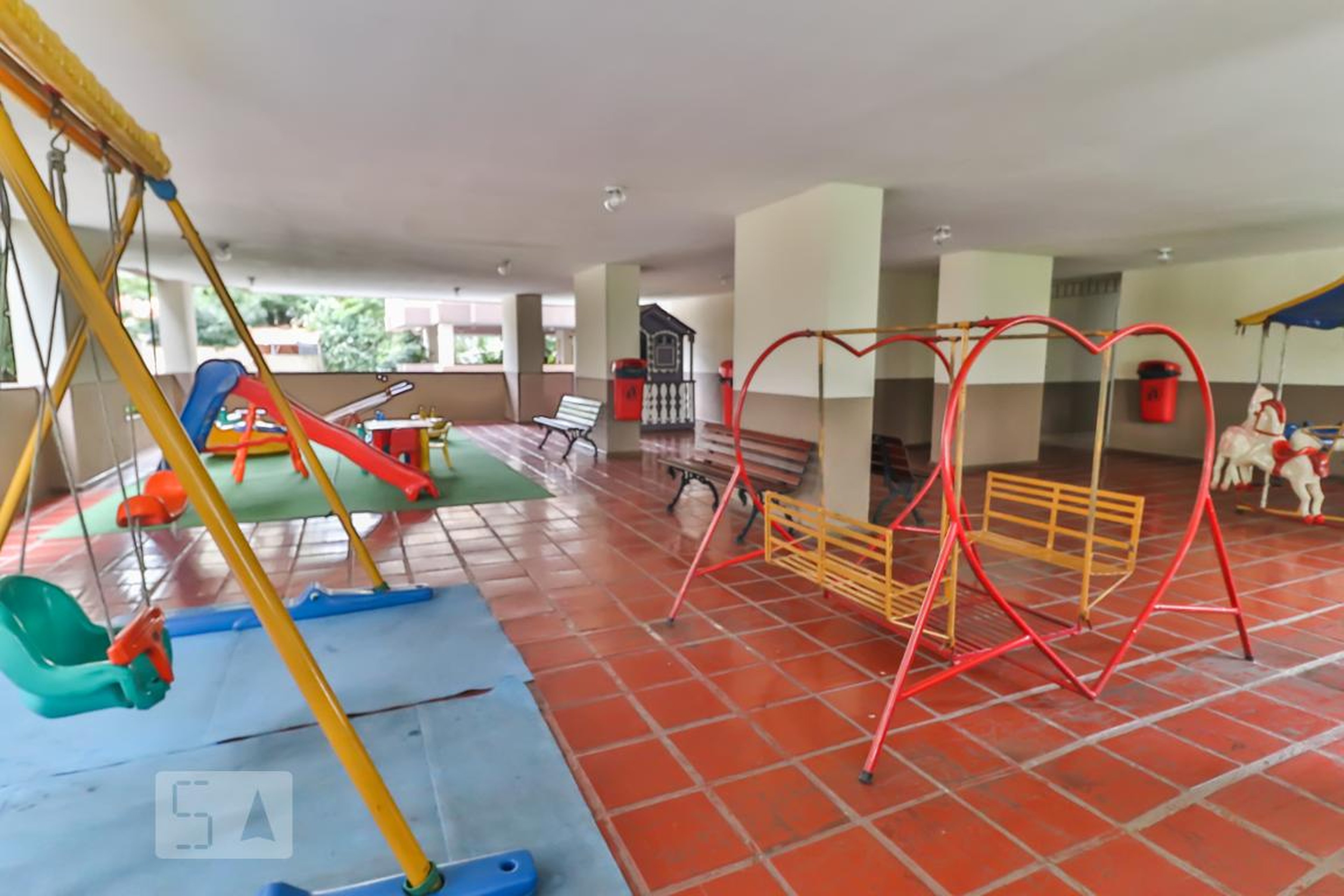 Playground - Edifício Saturno