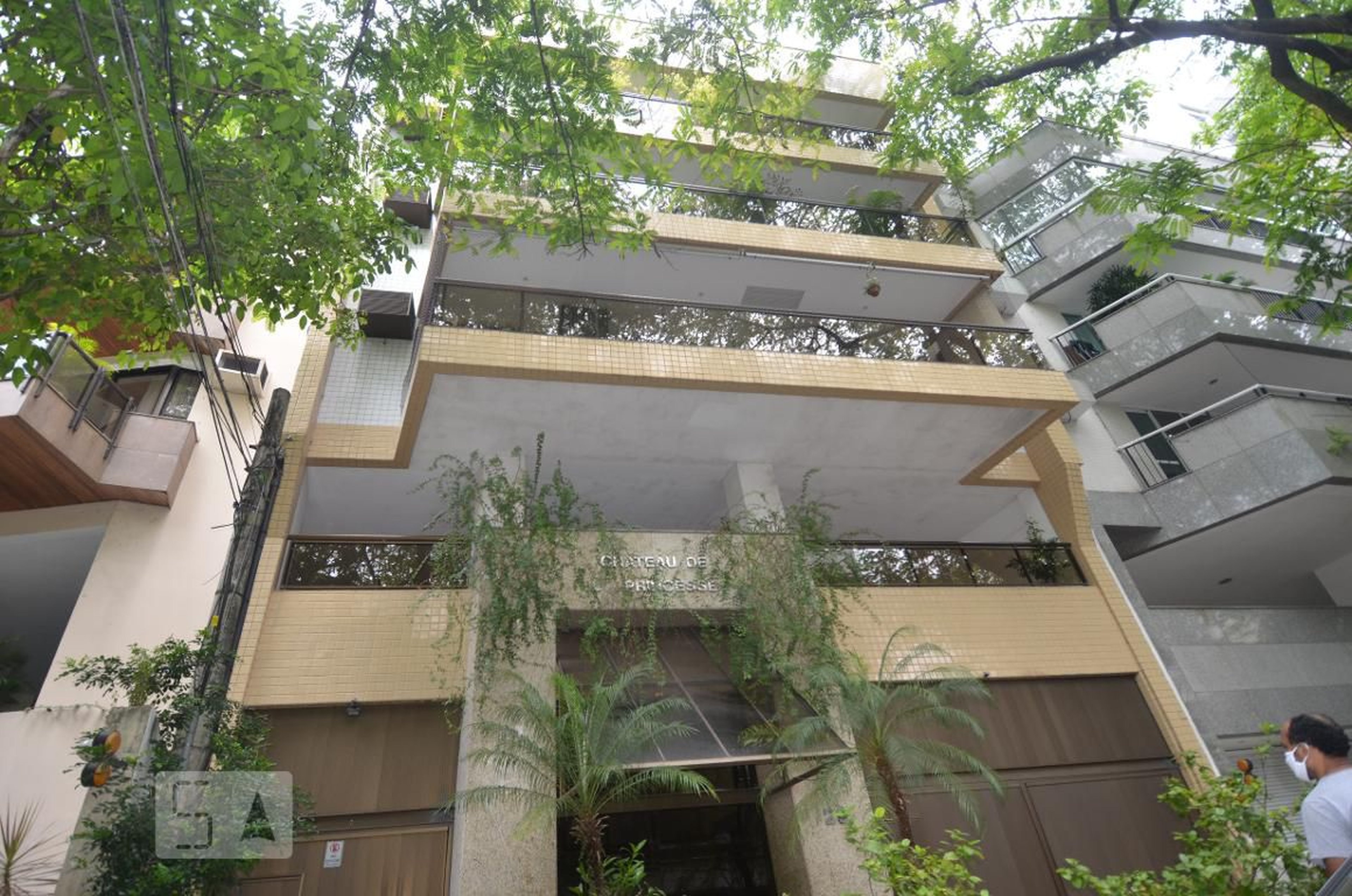 Fachada Condomínio Chateau de La Princesse