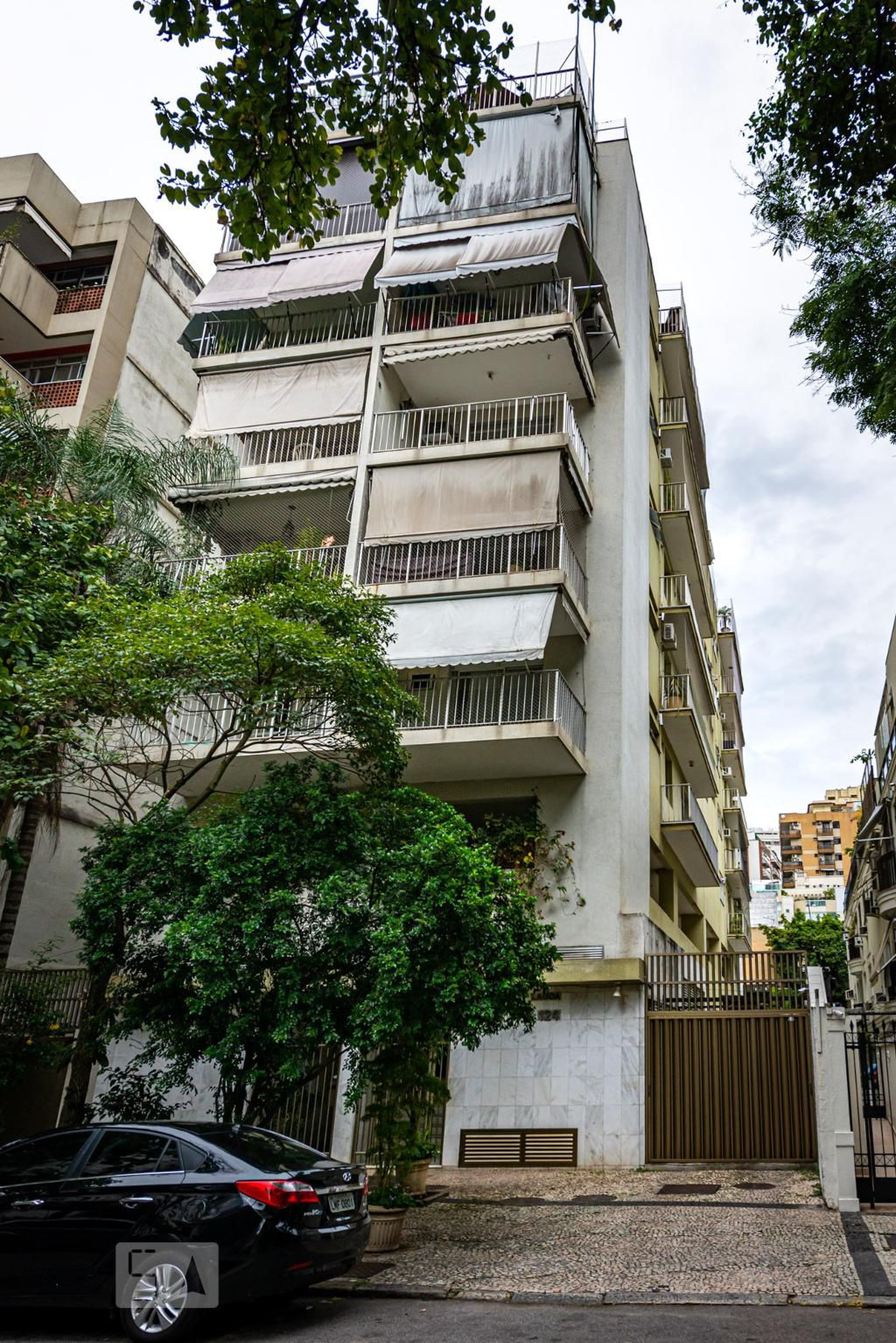 Fachada Condomínio Portal da Lagoa