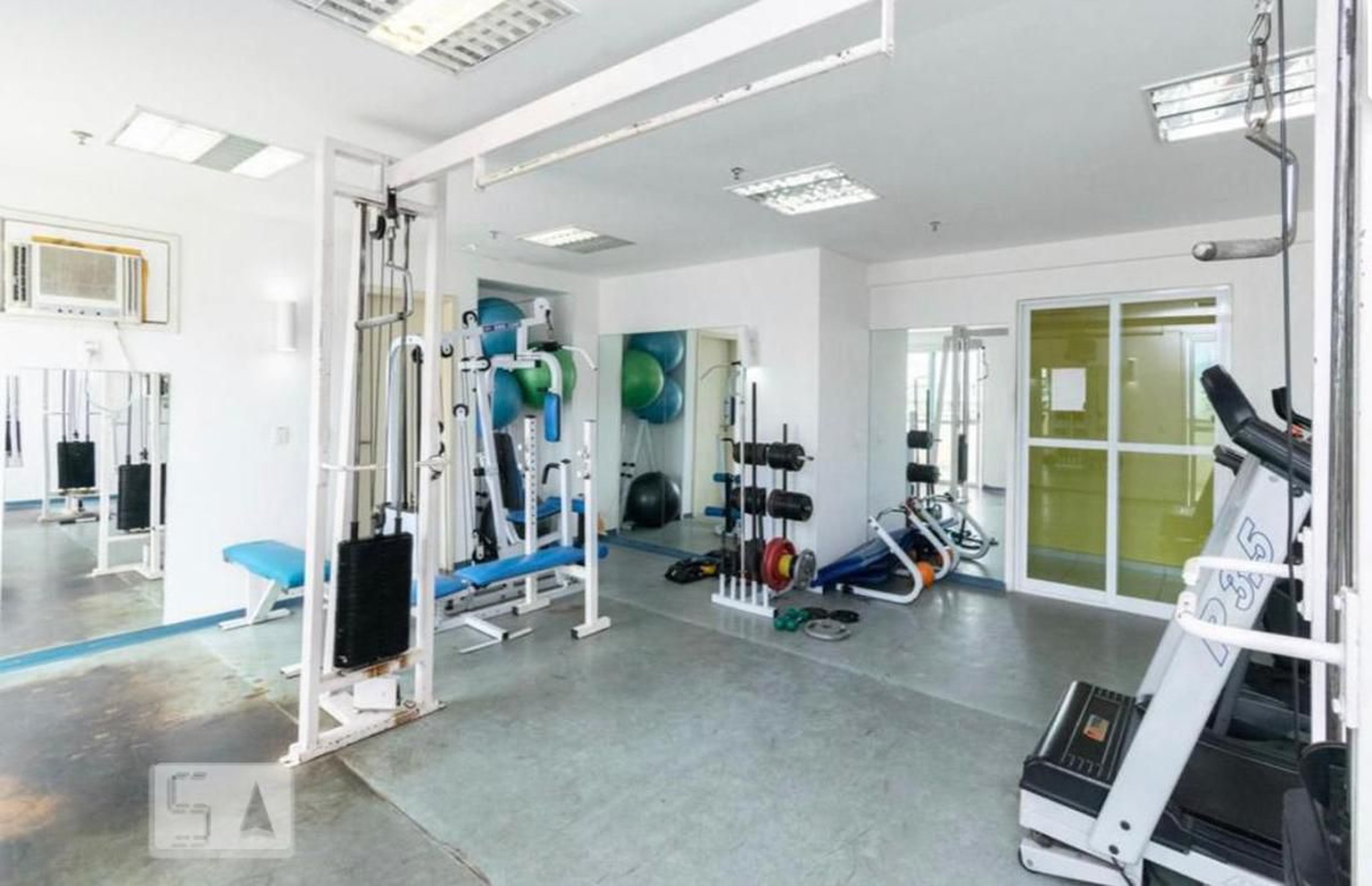 Academia - Carlos Fernandes