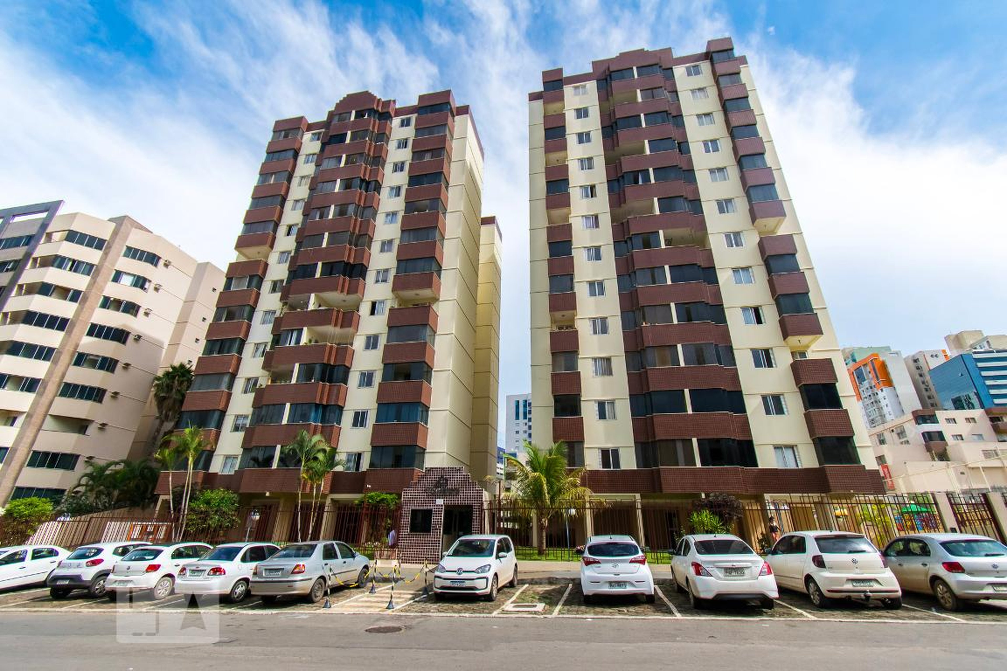 Fachada Condomínio Carlos Gomes