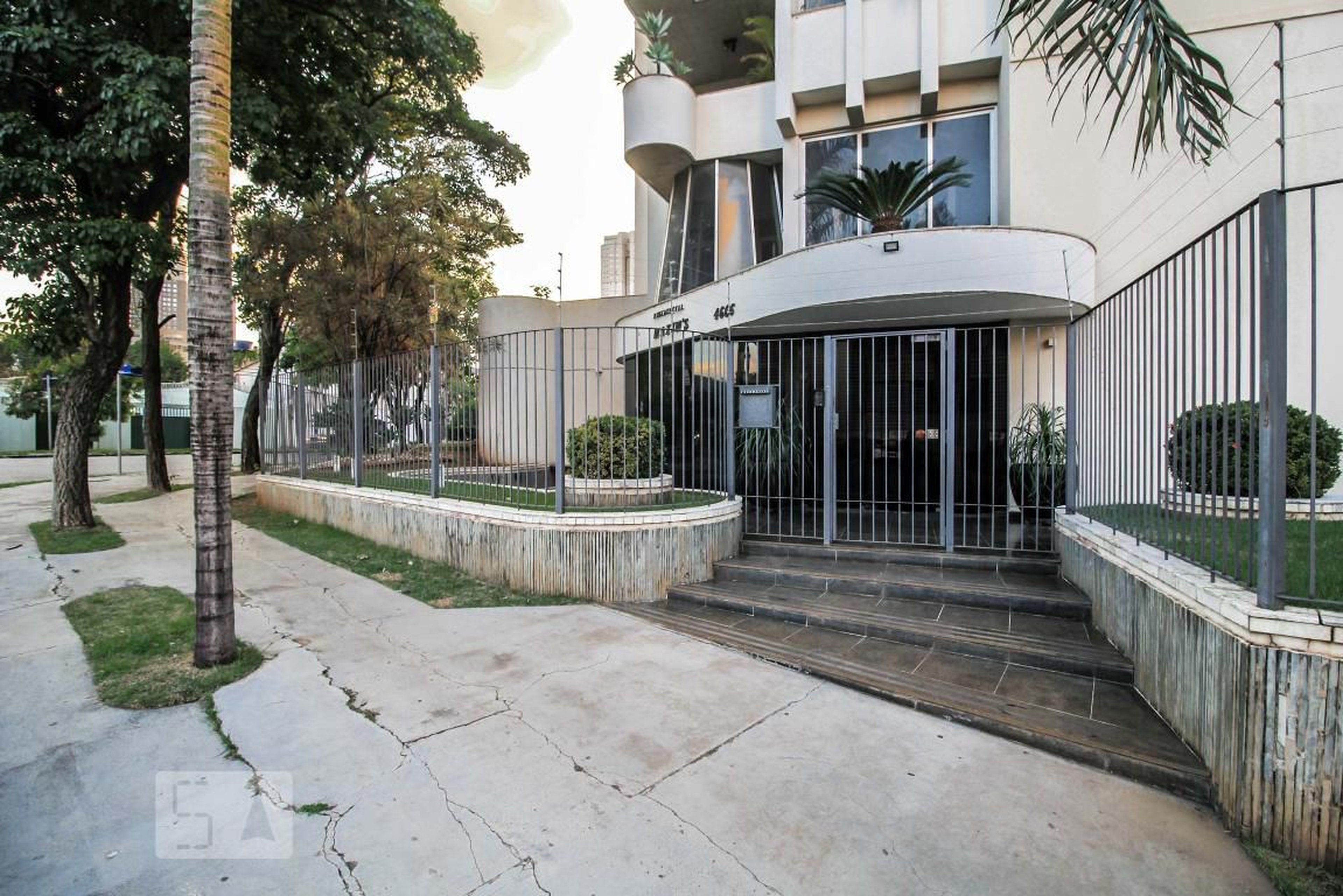 Fachada Residencial Maxim'S