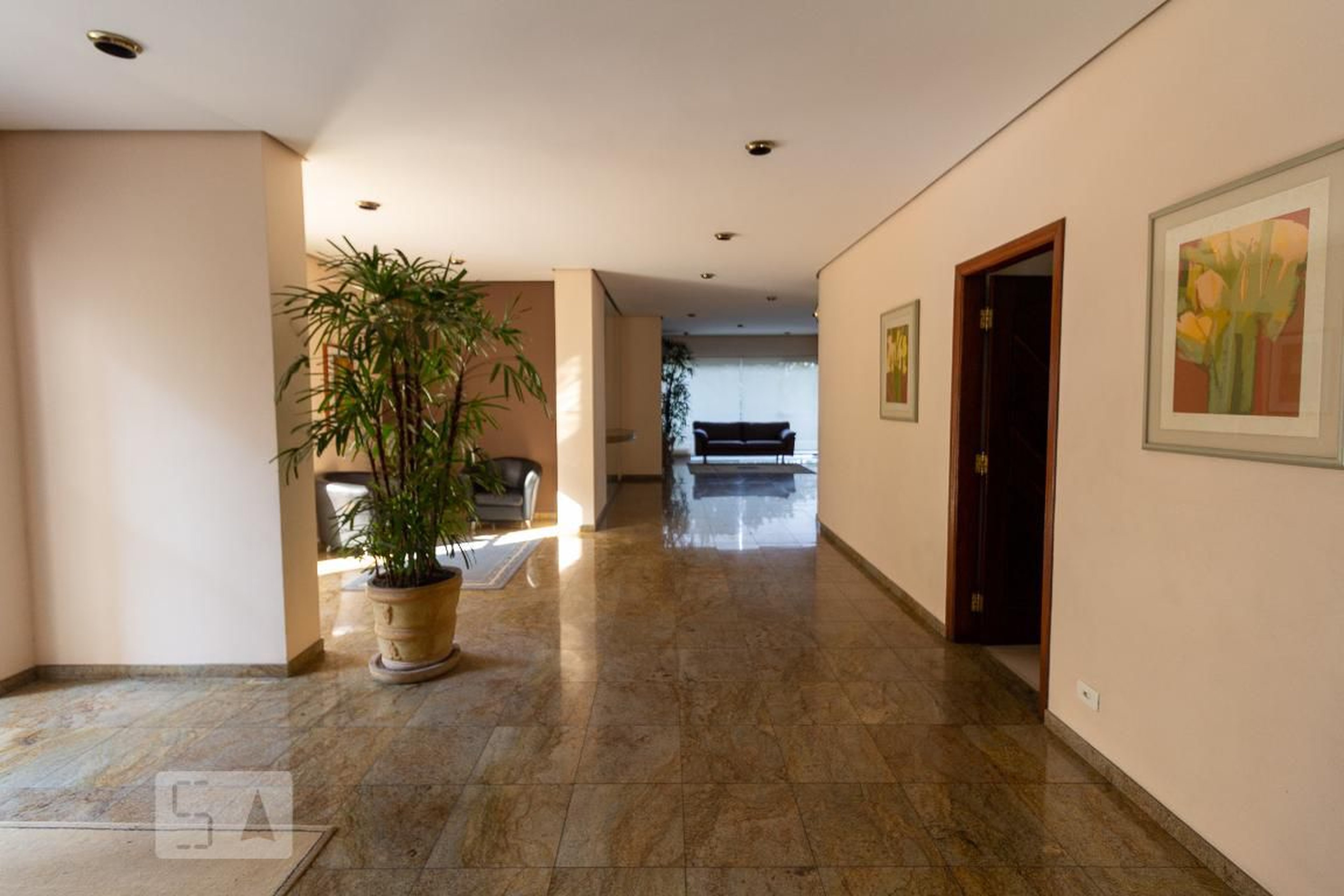 Hall de Entrada - Residencial Velazquez