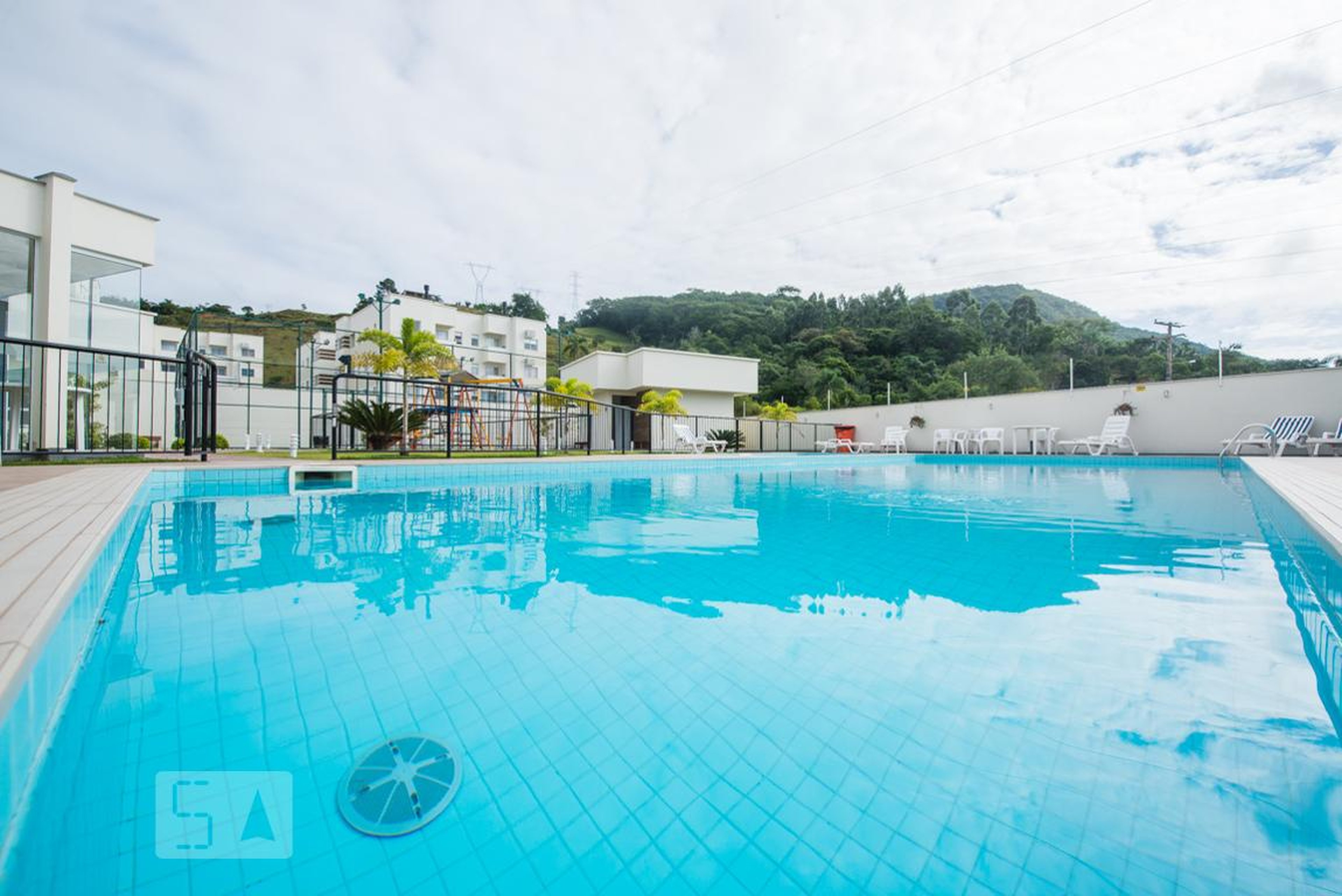 Piscina - Residencial Turin