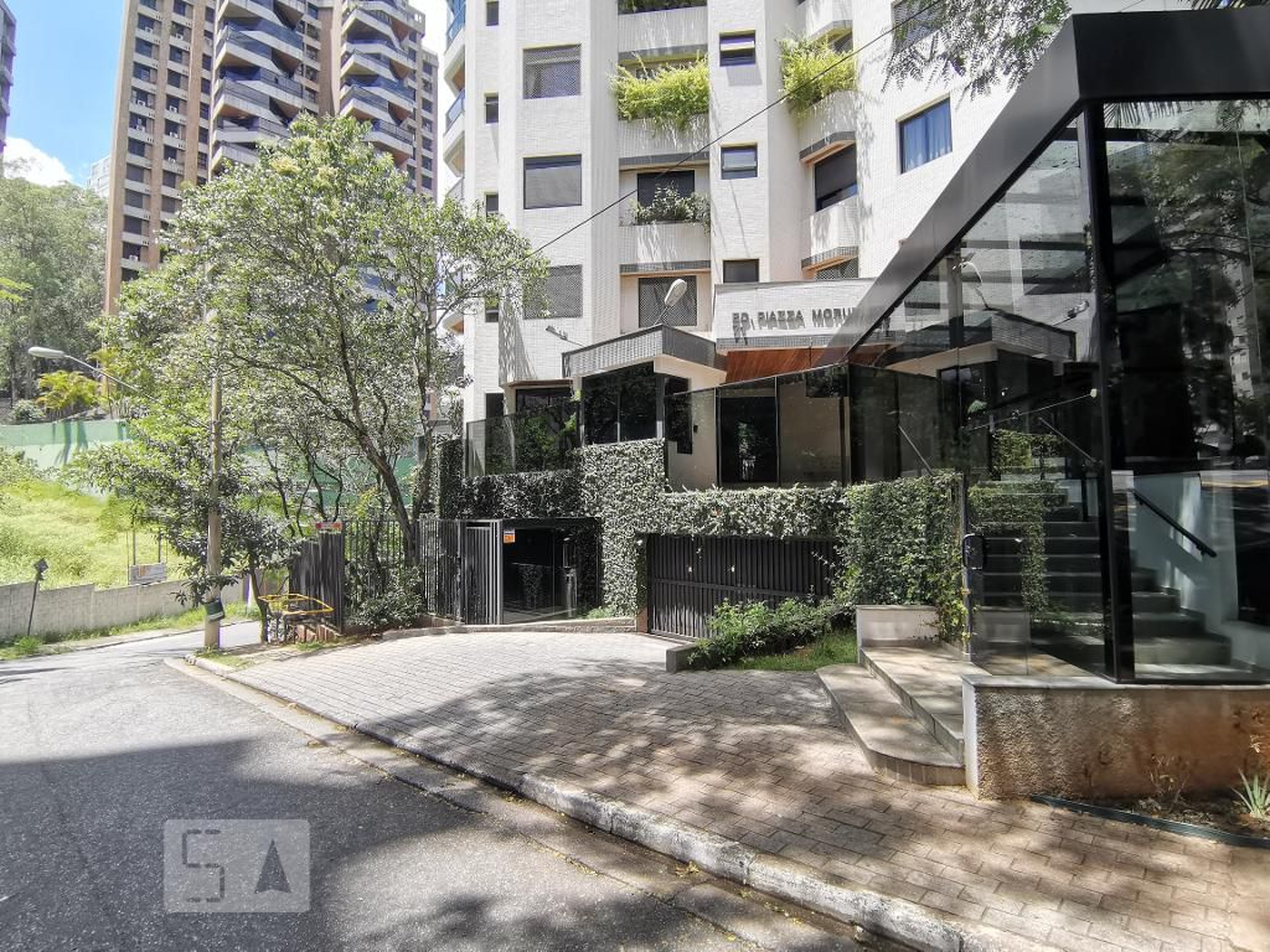 Fachada do Condomínio Condomínio Piazza Morumbi