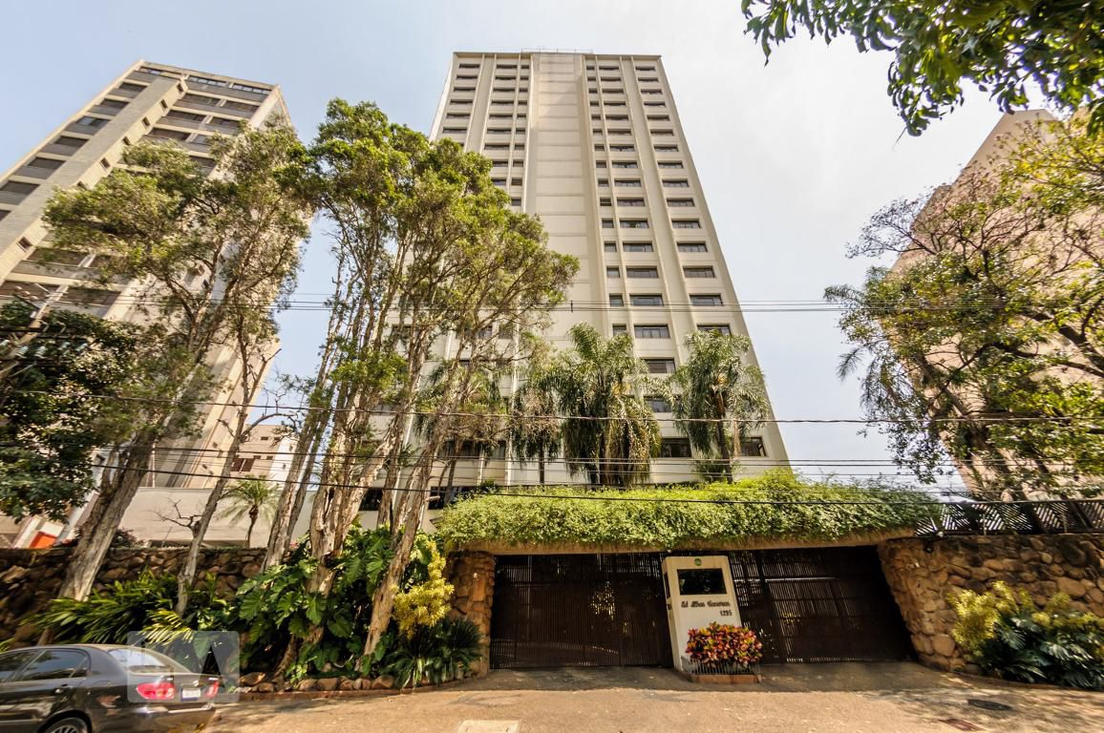 Fachada do Prédio Condomínio em Avenida Princesa D'Oeste, 1295