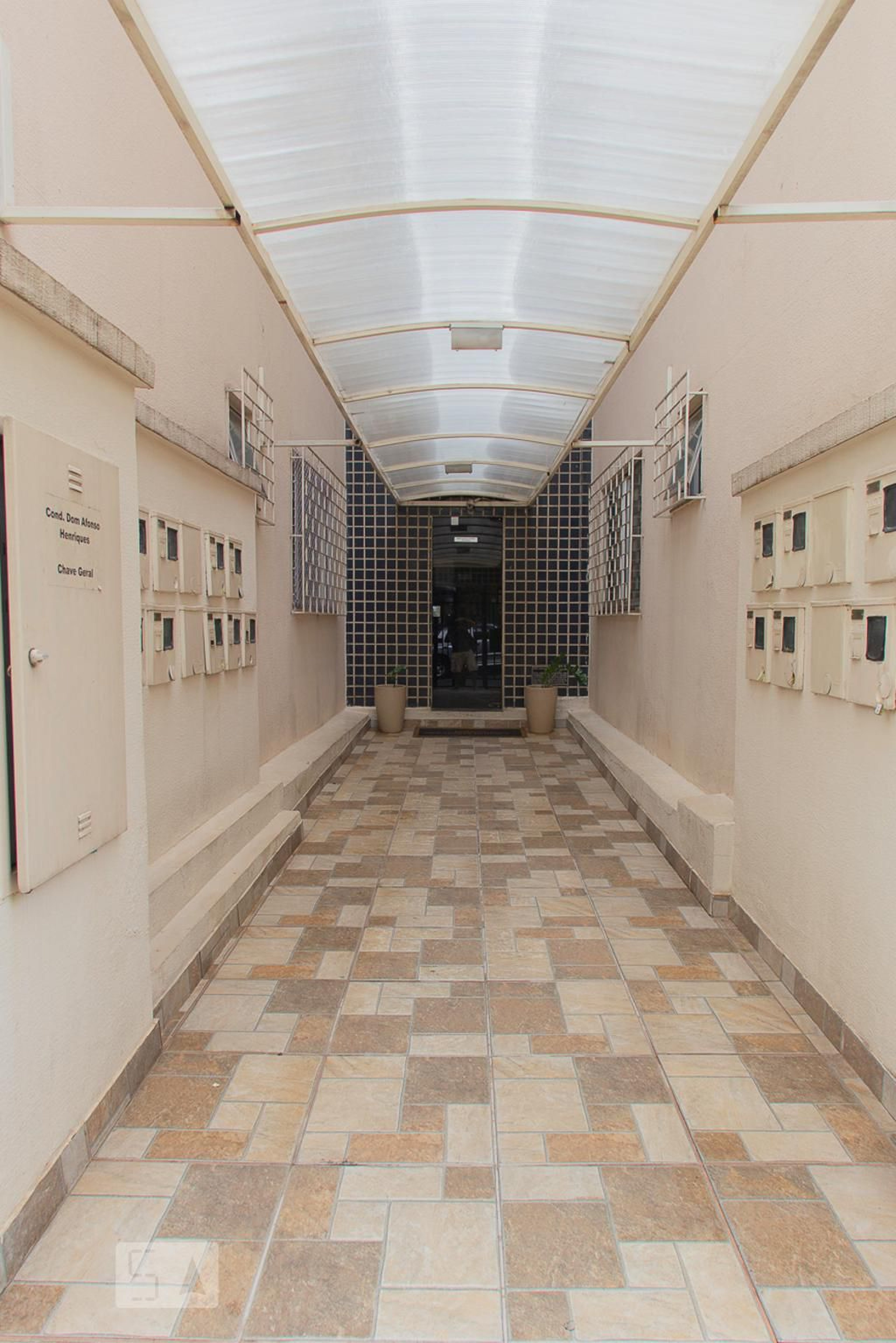 Entrada do Prédio - Edifício Dom Afonso Henriques