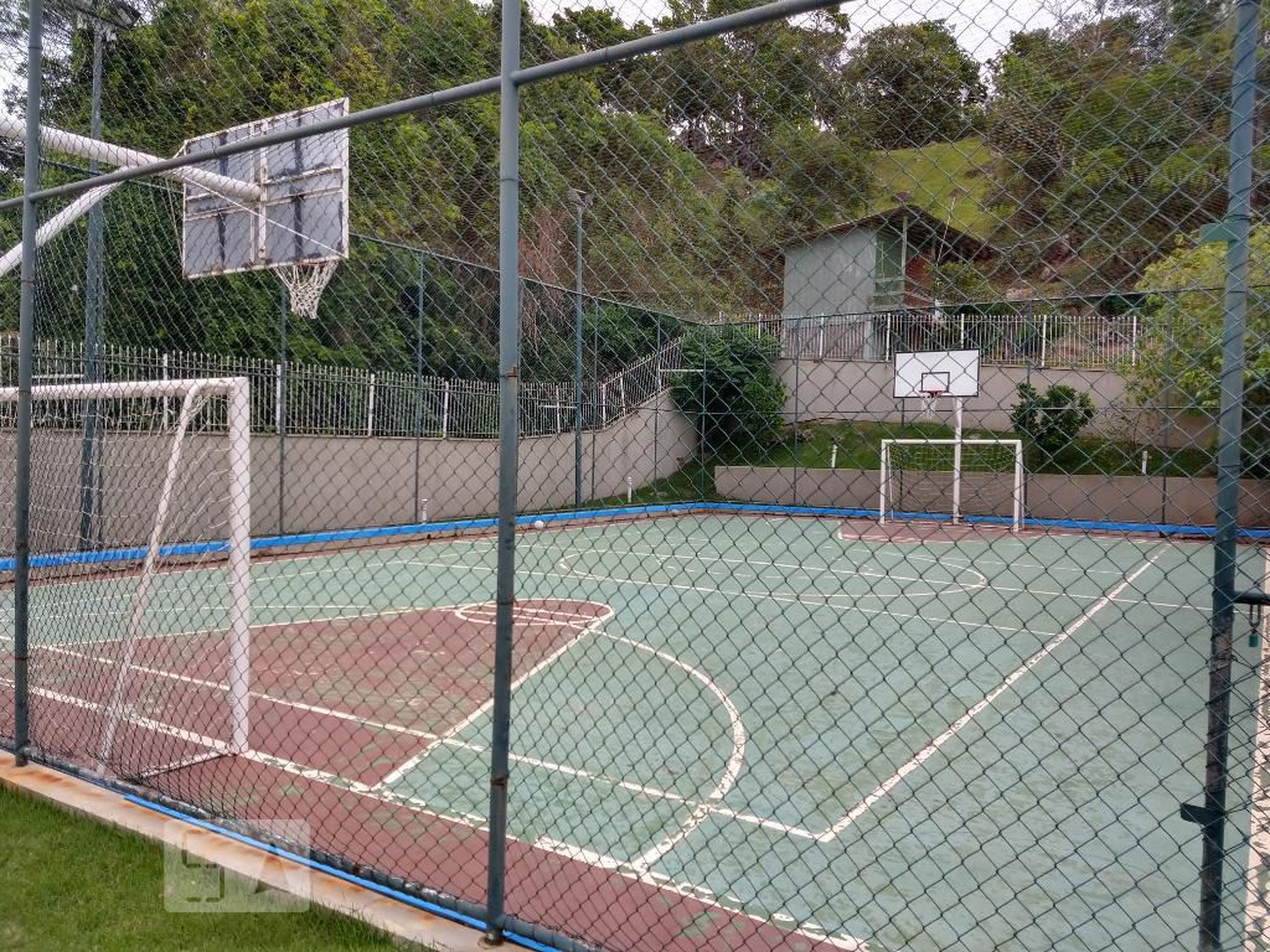 Quadra - Edificio Edson Gaidzinski Residence