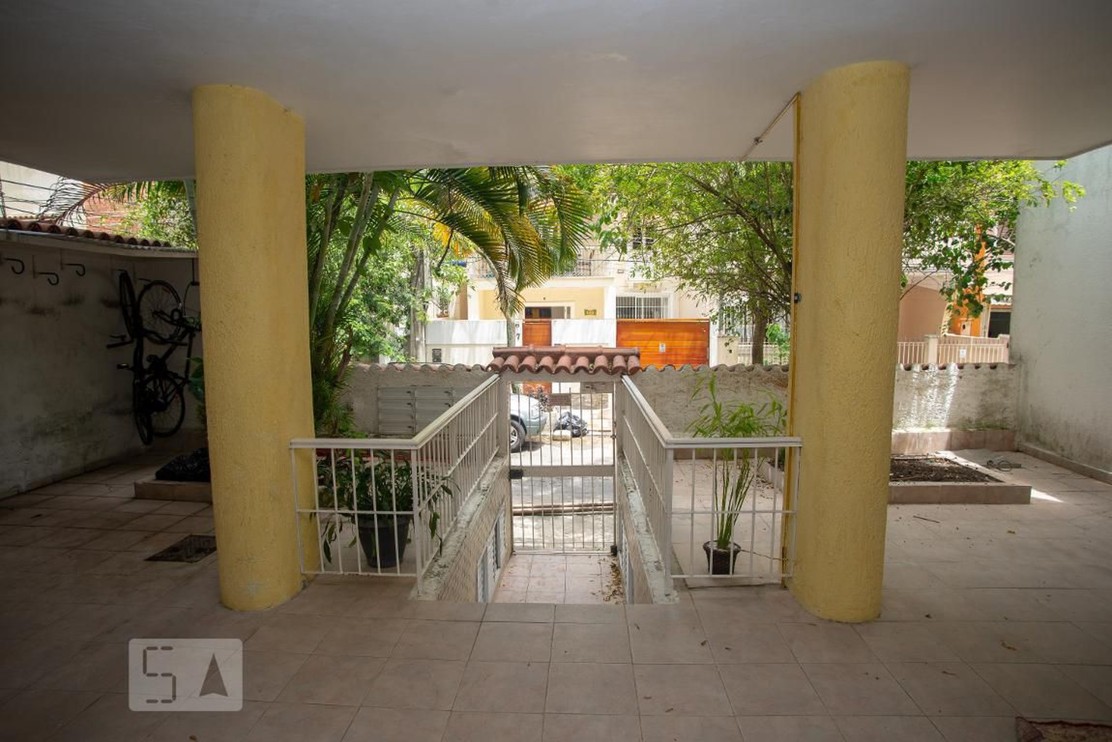 Condomínio - Edifício Urcabey