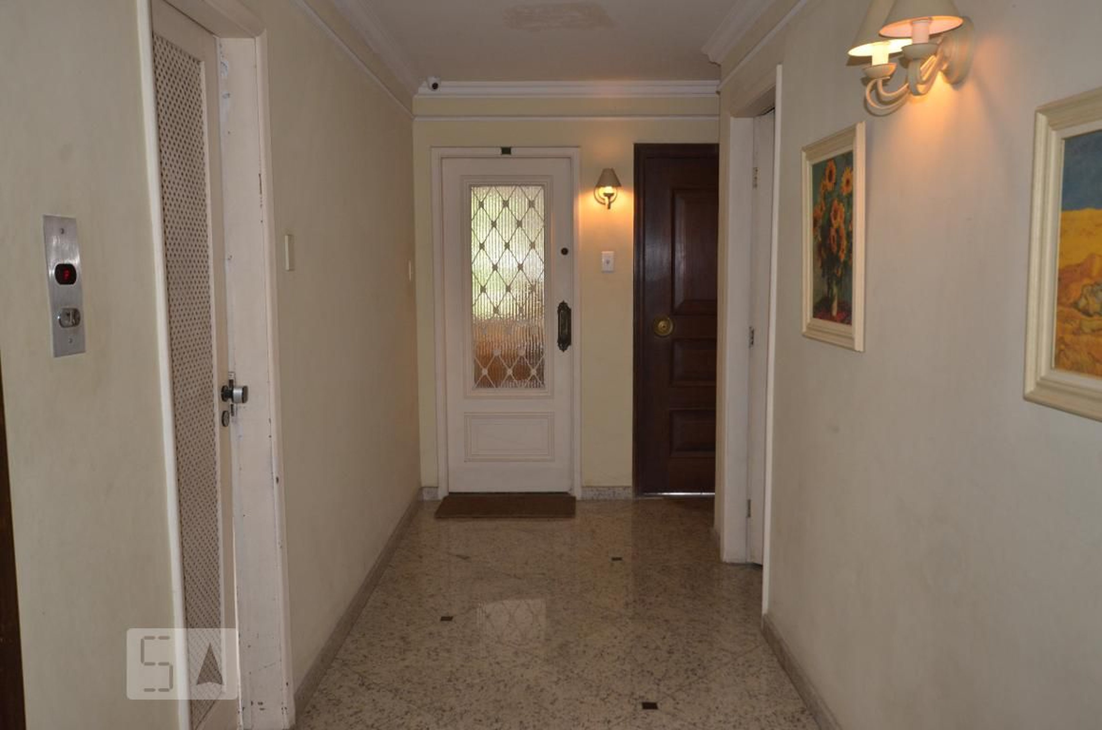 Hall de Entrada - Cote Dargant