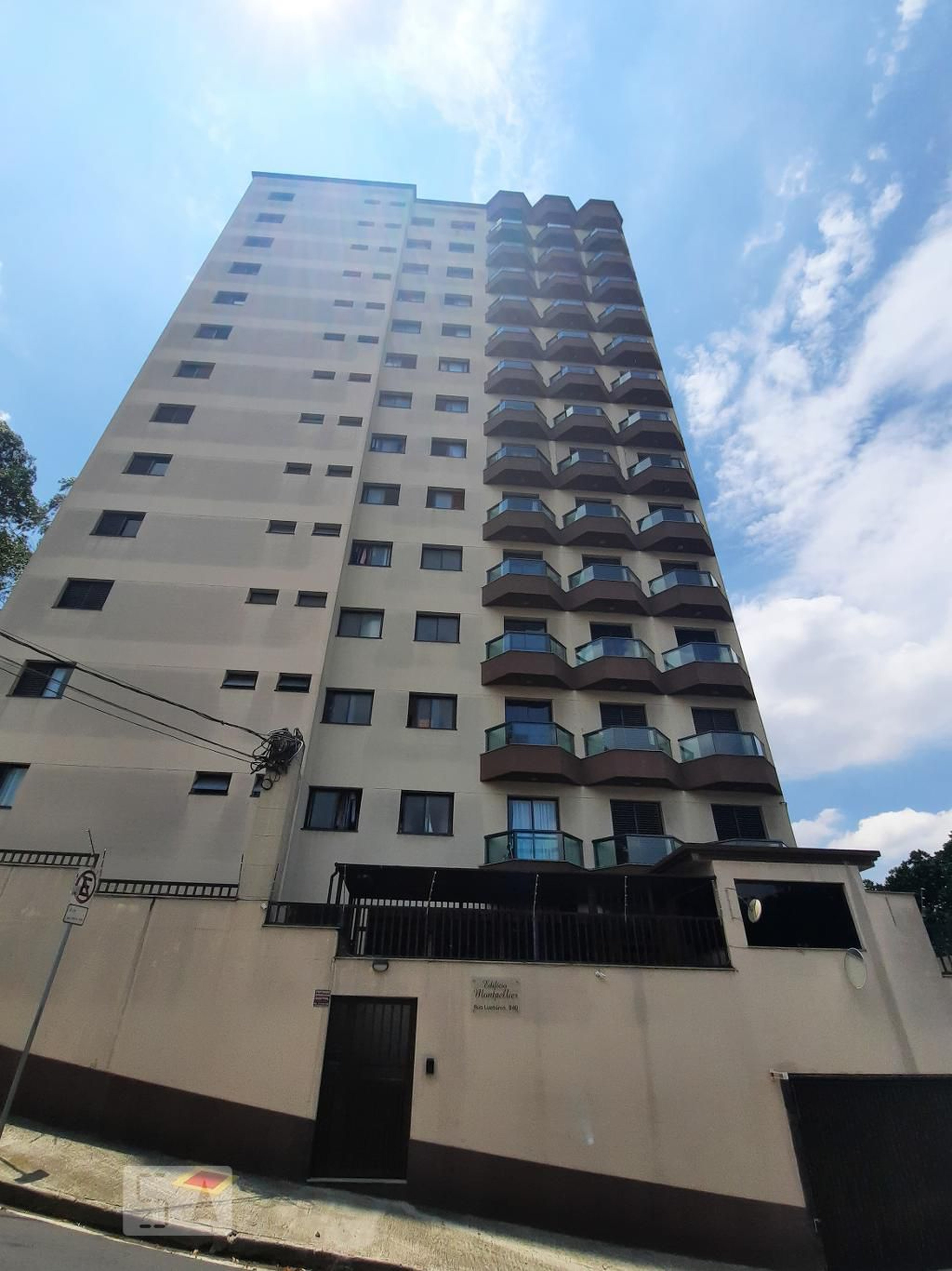 Fachada do Condomínio Edifício Montpellier