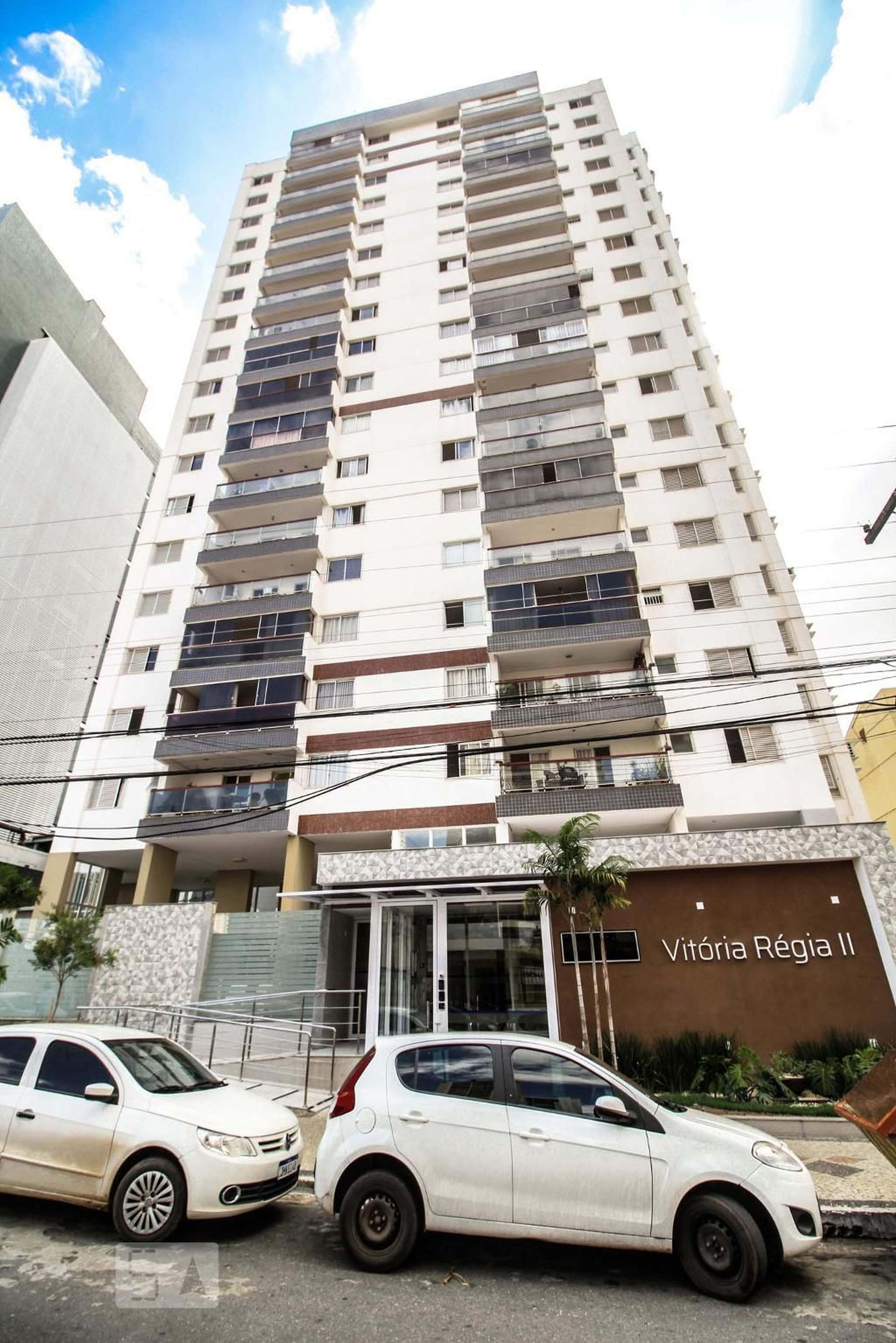 Fachada do Prédio Condomínio Resd Vitoria Regia