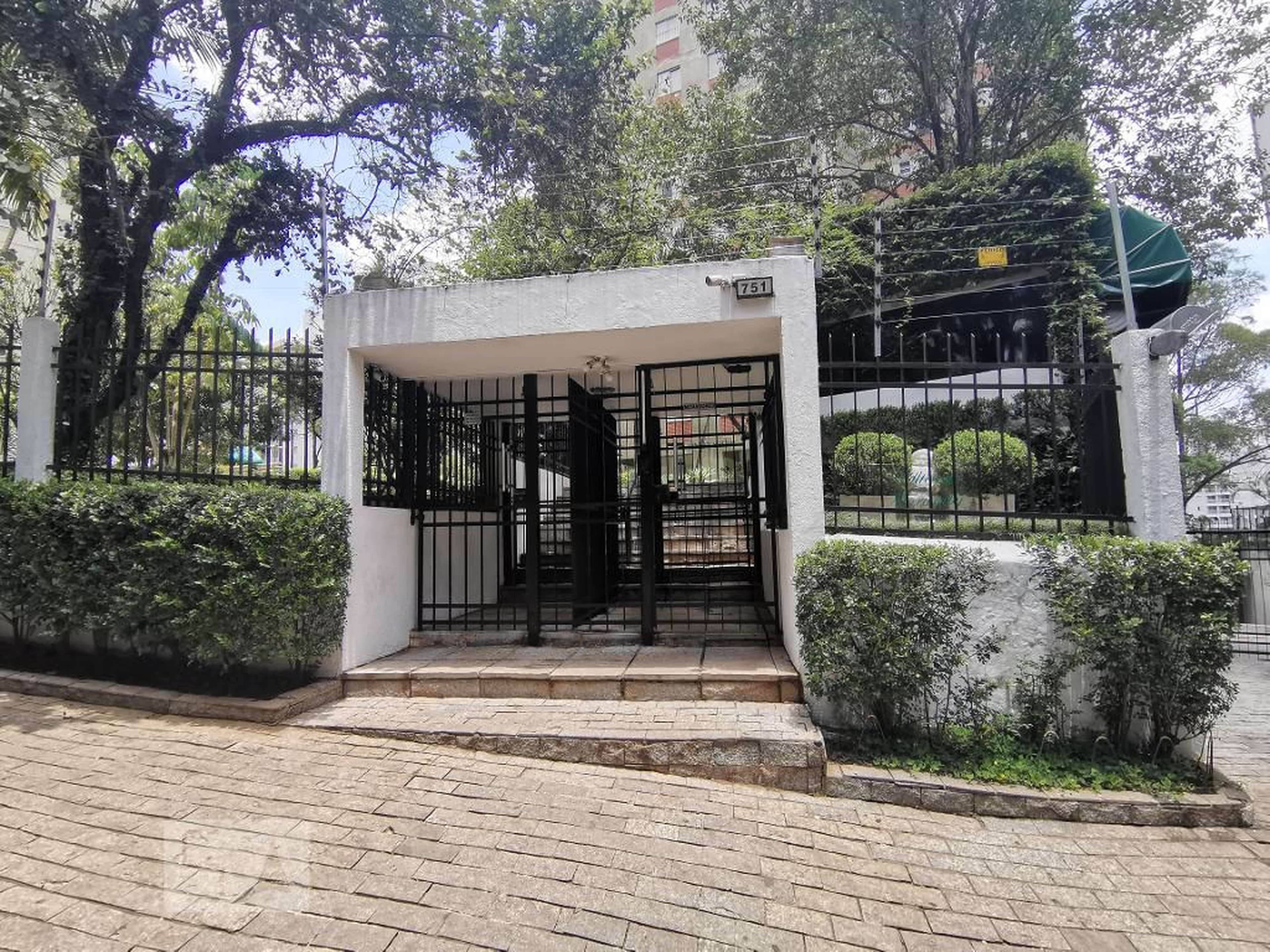 Fachada do Condomínio Condomínio Altos do Morumbi