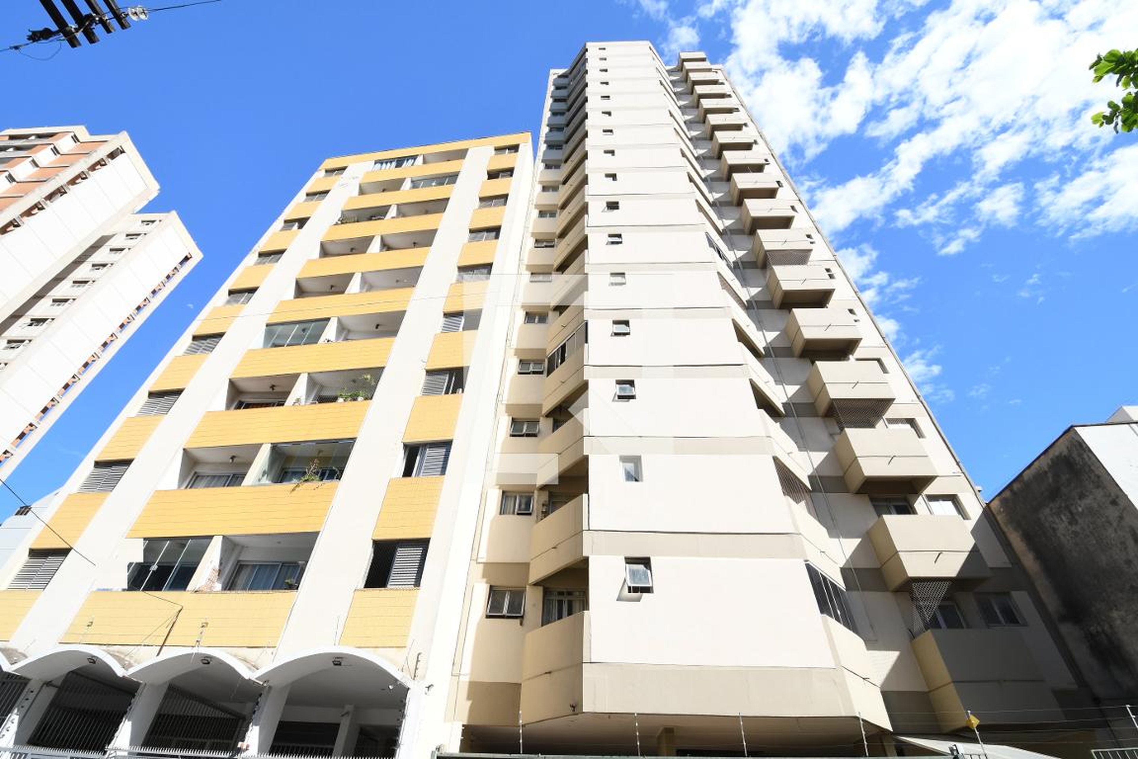 Fachada do Prédio Condomínio em Avenida Aquidabã, 163