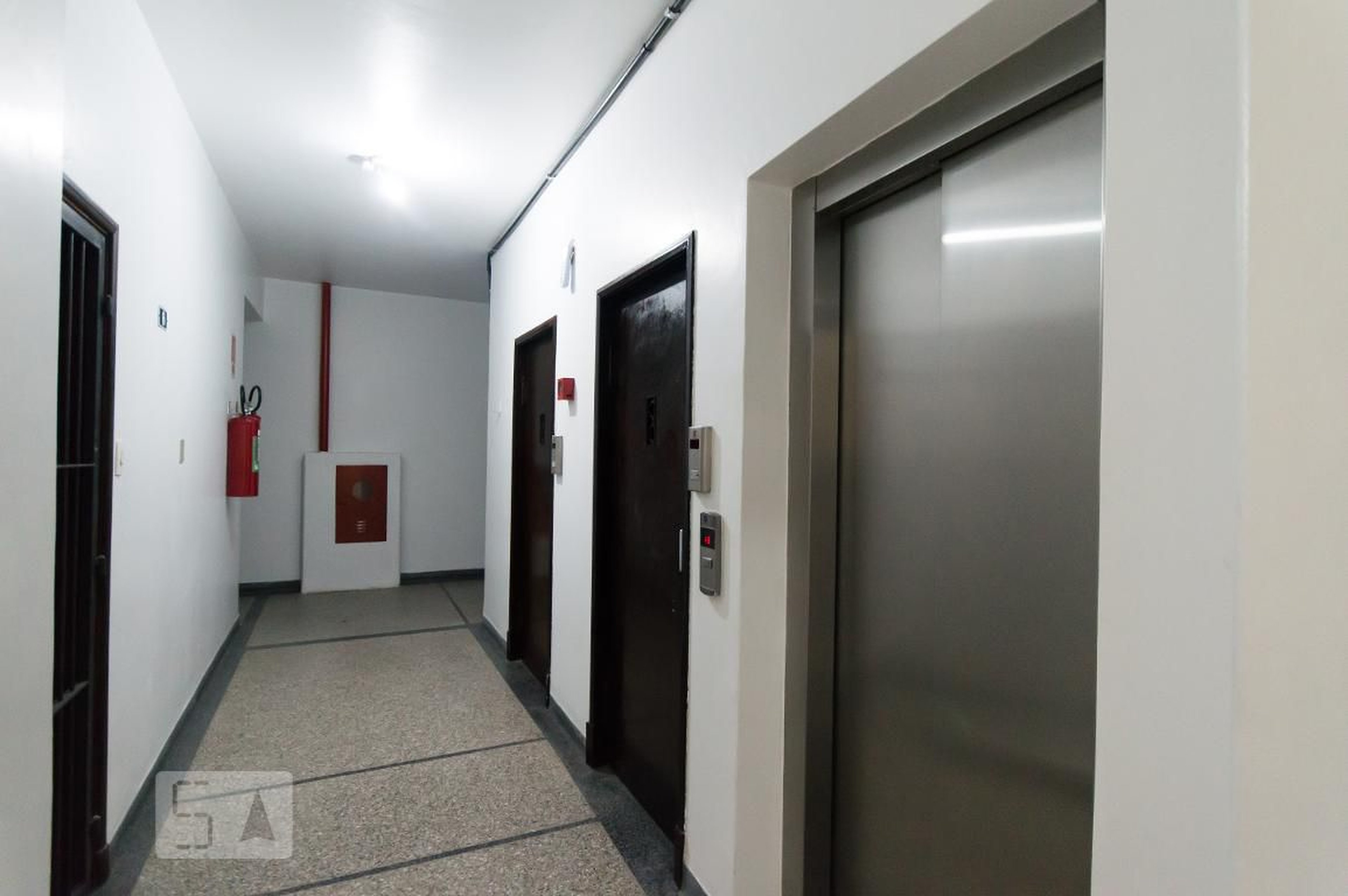 Hall social - Edificio Metro II